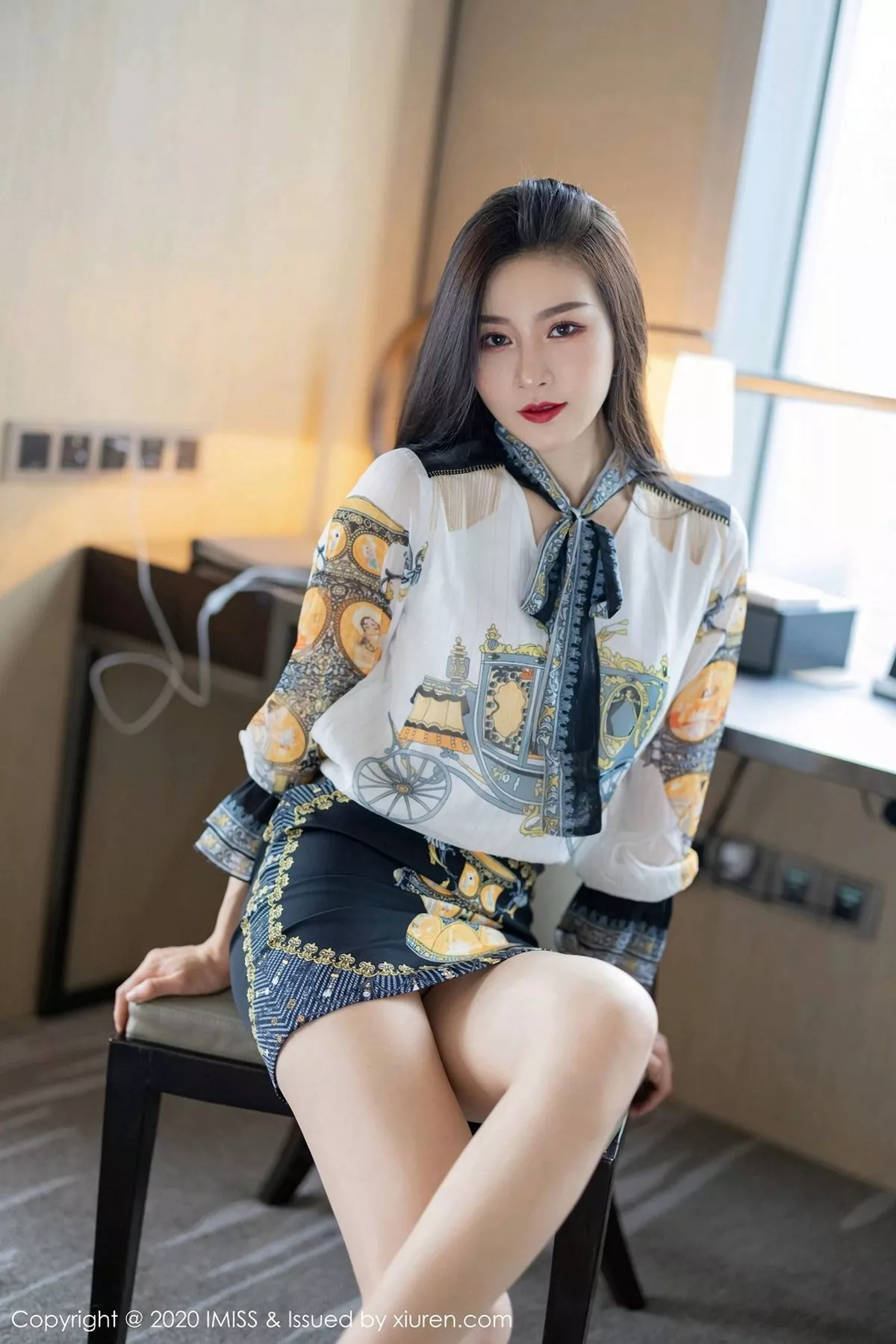 秀人集.com_[IMISS爱蜜社]Vol.525_气质美女Vanessa私房床上性感内衣秀完美身材迷人诱惑写真56P