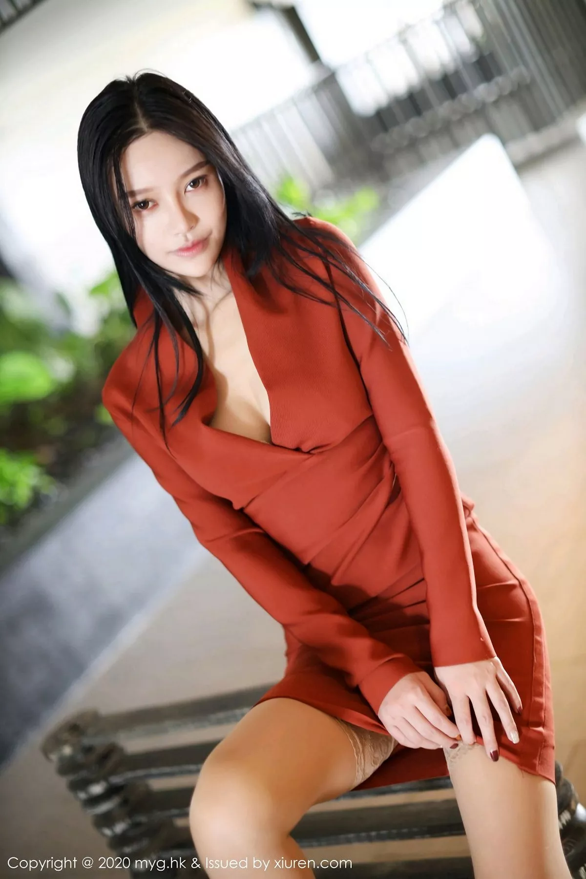 秀人集.com_[MyGirl美媛馆]Vol.458_嫩模唐琪儿私房红色长裙OL风格主题肉丝裤袜秀美腿诱惑写真70P