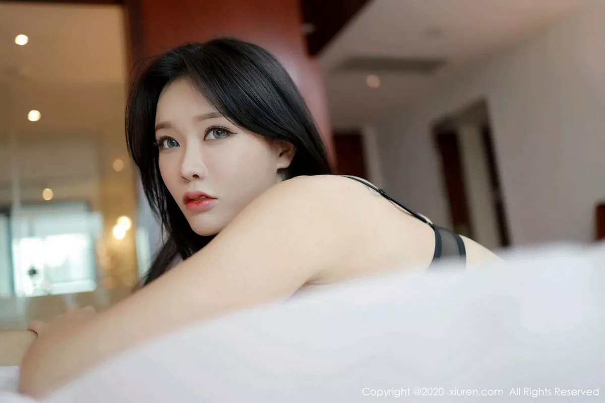 秀人集.com_[MFStar模范学院]Vol.428_嫩模娜比经典白衬衫主题性感黑色内衣秀豪乳翘臀诱惑写真46P