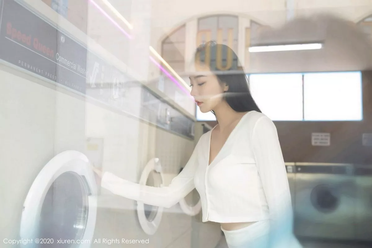 秀人集.com_[XiuRen秀人网]No.2943_嫩模安然Maleah洗衣房老板主题私房半脱露性感内衣撩人诱惑写真66P