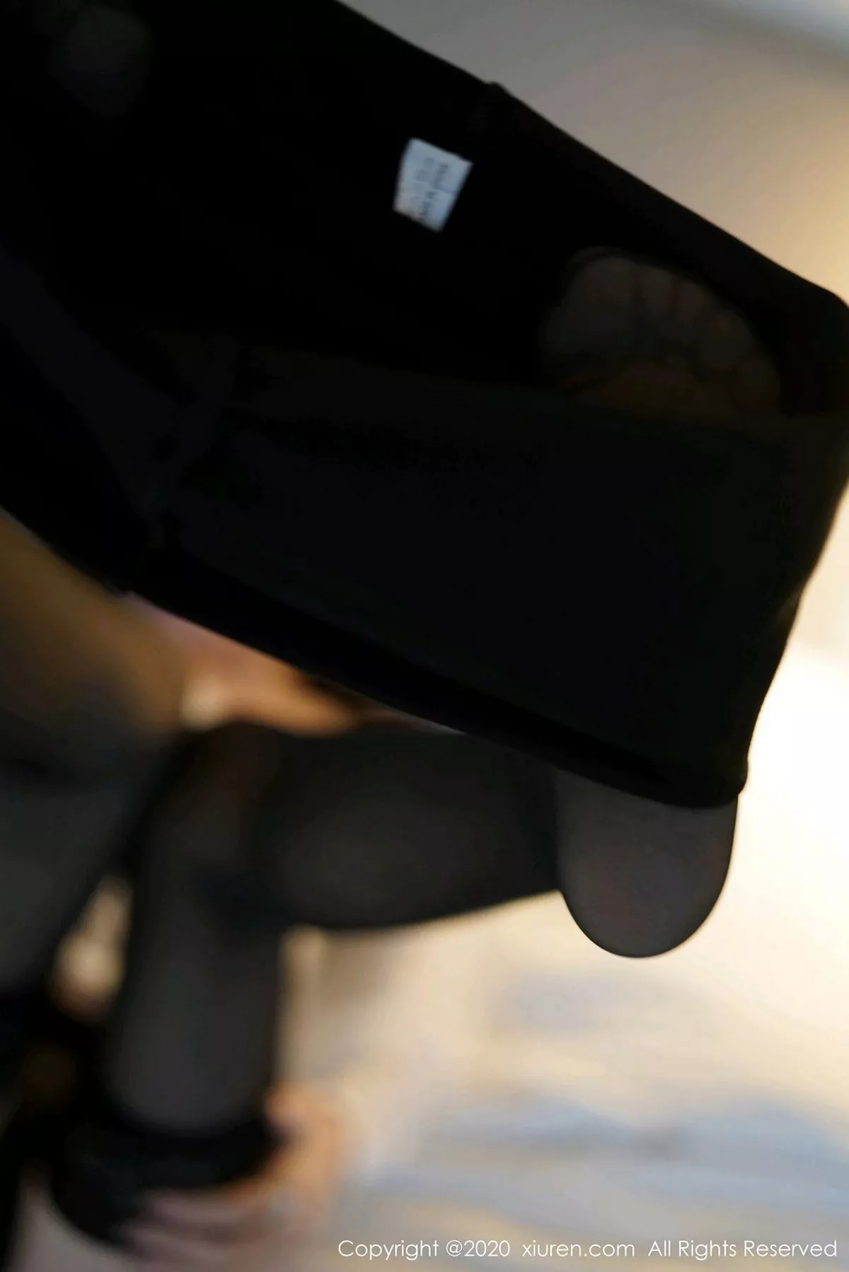 秀人集.com_[XiuRen秀人网]No.2952_女神周于希Sandy酒店真实场景主题床上黑色情趣内衣诱惑写真100P