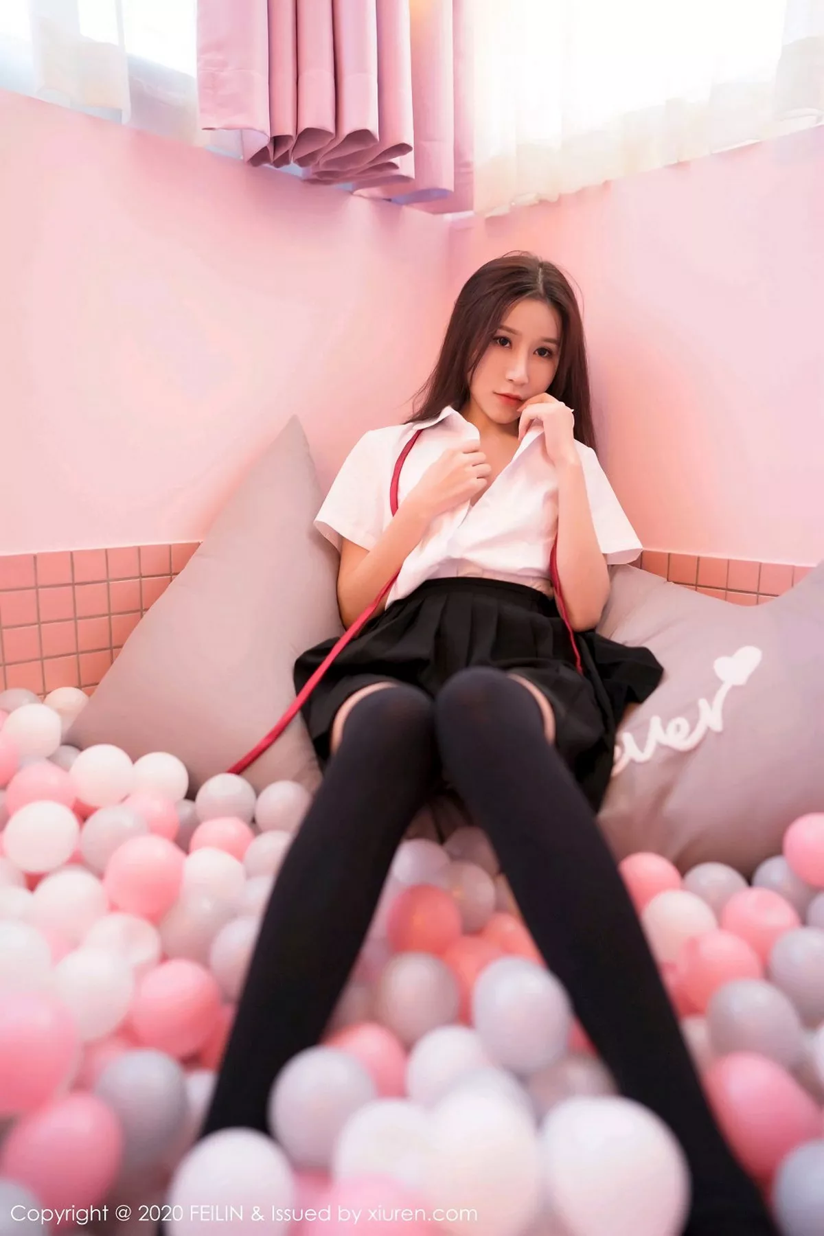 秀人集.com_[FeiLin嗲囡囡]VOL.361_嫩模苻苓私房波波池性感JK制服半脱露火辣身材诱惑写真59P