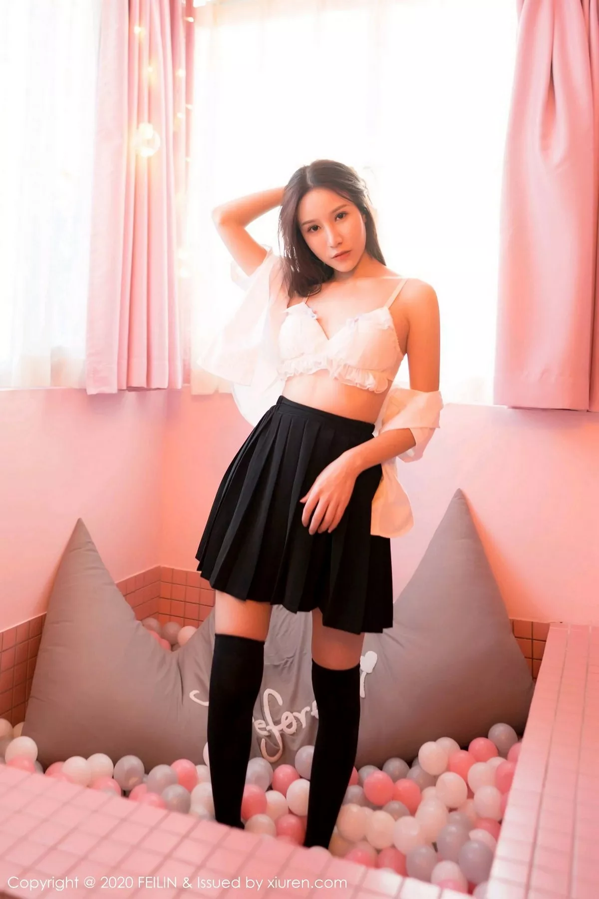 秀人集.com_[FeiLin嗲囡囡]VOL.361_嫩模苻苓私房波波池性感JK制服半脱露火辣身材诱惑写真59P