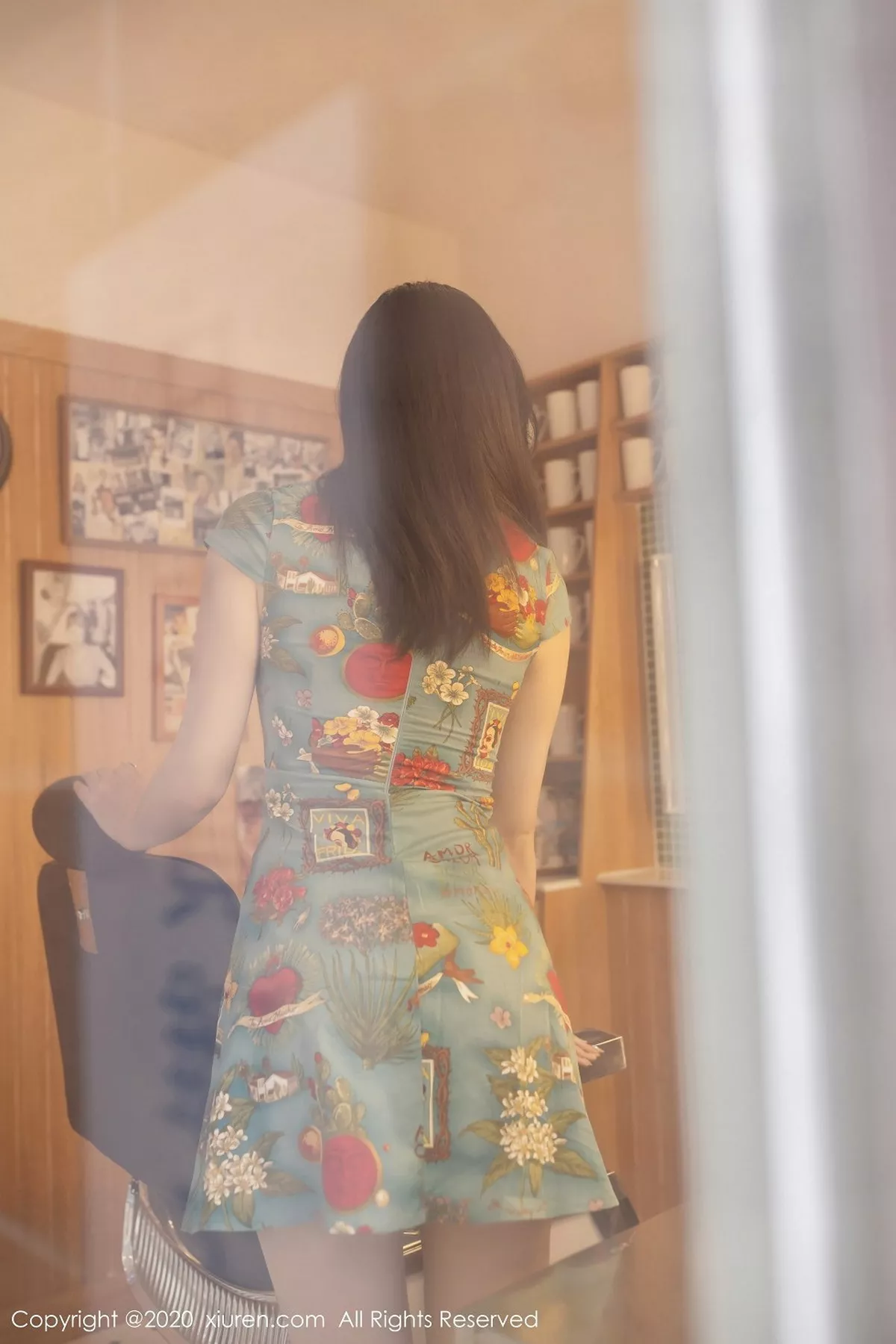 秀人集.com_[XiuRen秀人网]No.2963_嫩模安然Maleah新年发型屋主题怀旧港风旗袍半露豪乳诱惑写真65P