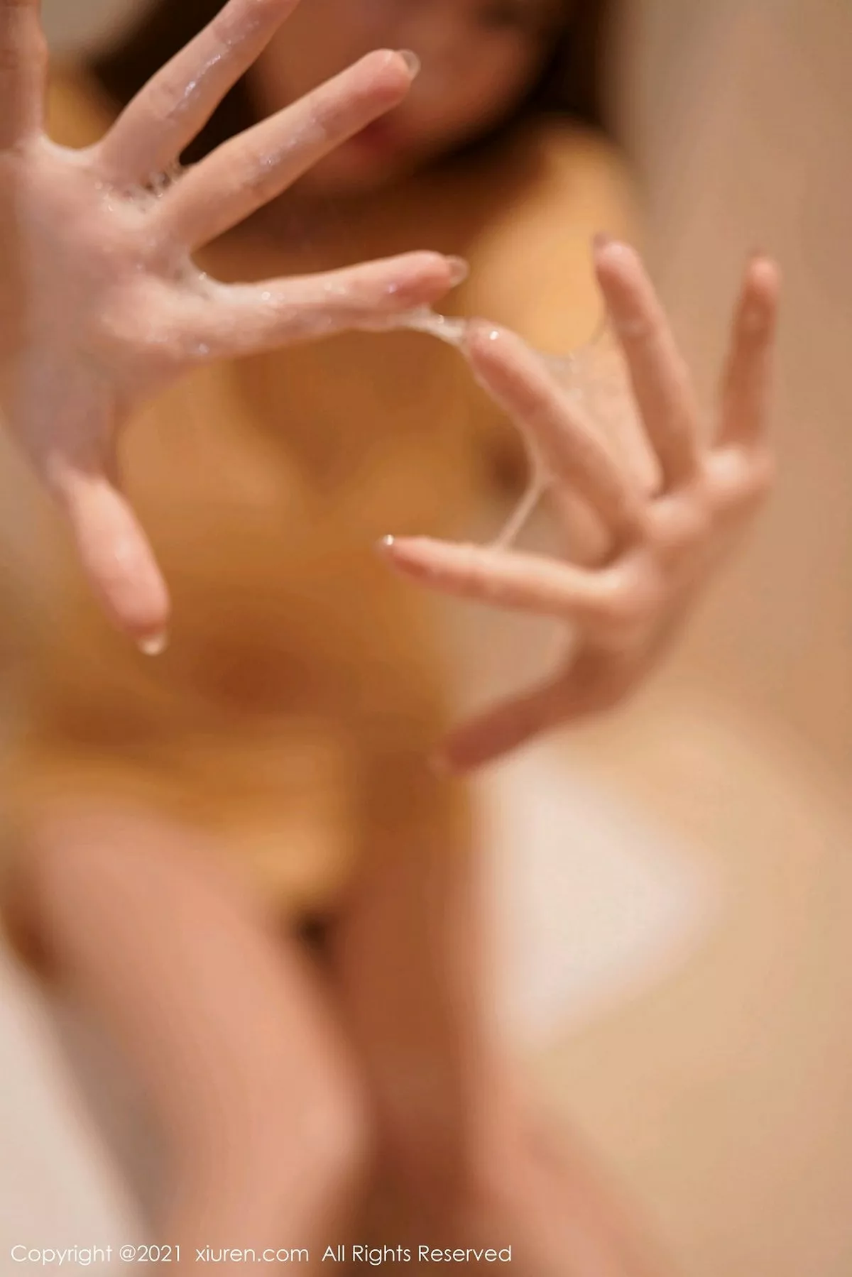 秀人集.com_[XiuRen秀人网]No.3005_女神周于希Sandy浴室中真空连身裙半撩露豪乳半球极致诱惑写真80P