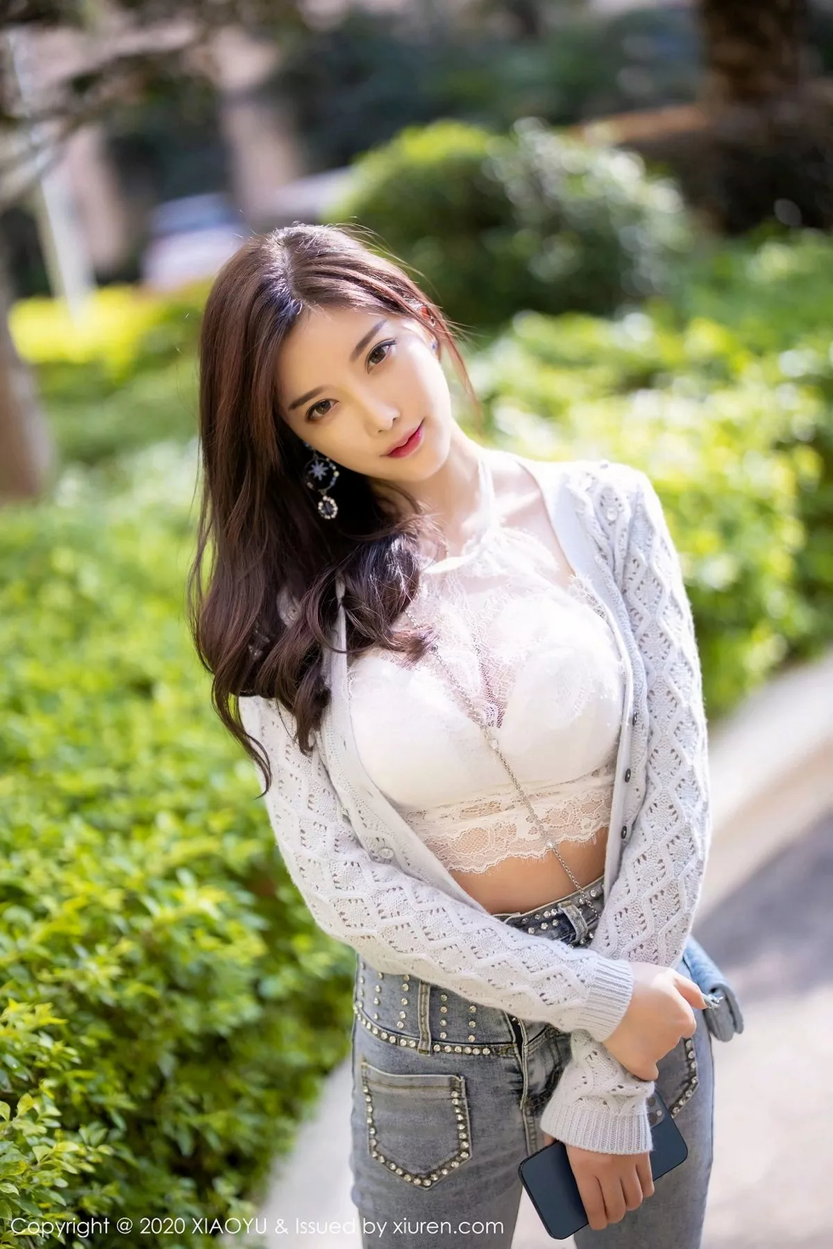 秀人集.com_[XiaoYu画语界]Vol.433_女神杨晨晨sugar床上脱牛仔裤露蕾丝内裤秀翘臀诱惑写真93P