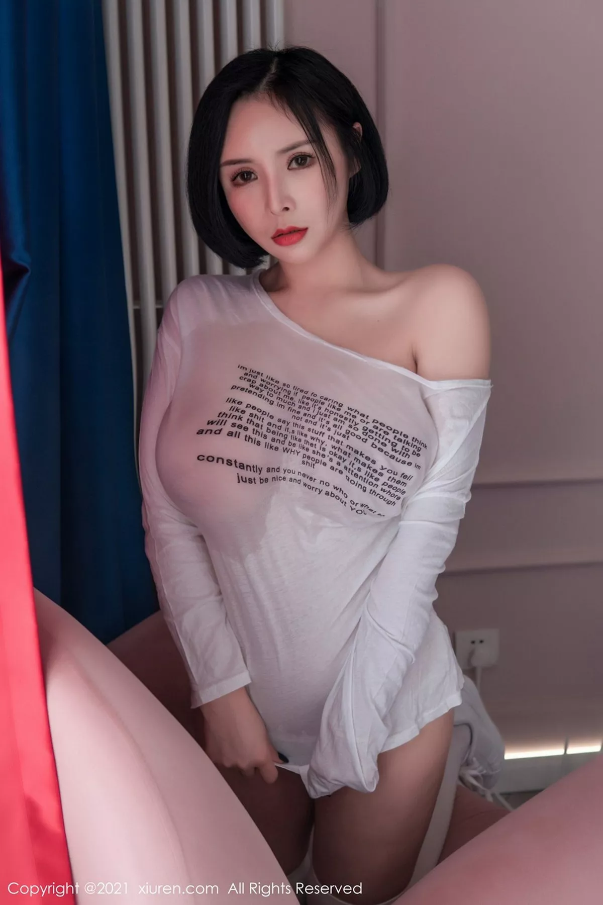 秀人集.com_[XiuRen秀人网]No.3032_90后御姐韩珊珊私房薄透白T半脱露傲人豪乳极致诱惑写真38P