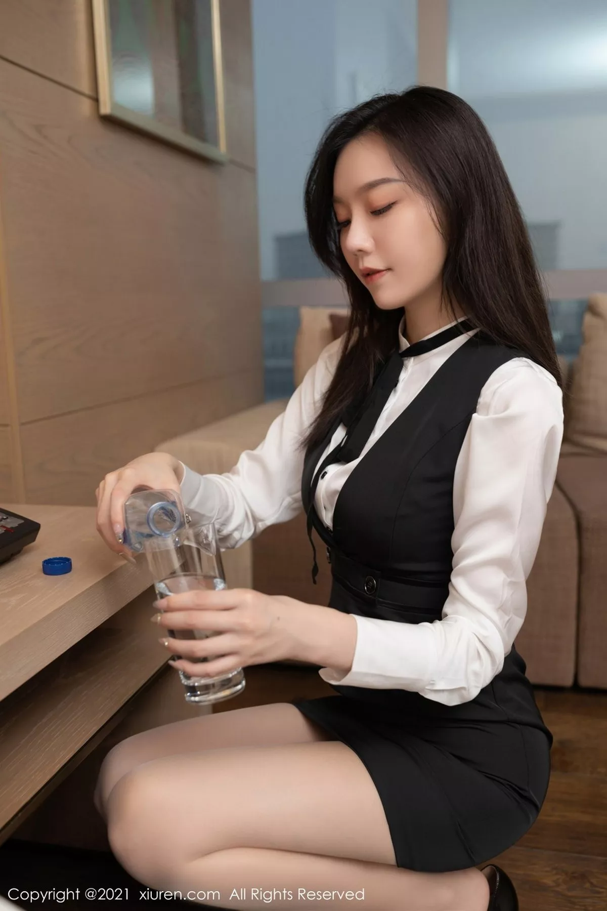 秀人集.com_[XiuRen秀人网]No.3042_嫩模安然Maleah房务经理主题脱白衬衣露蕾丝内衣诱惑写真86P