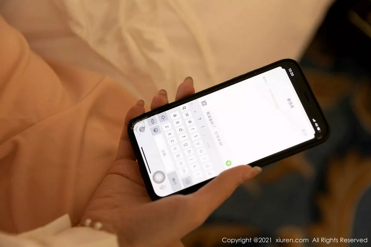 秀人集.com_[XiuRen秀人网]No.3063_女神周于希Sandy厦门旅拍剧情人妻主题半脱露火辣身材诱惑写真122P