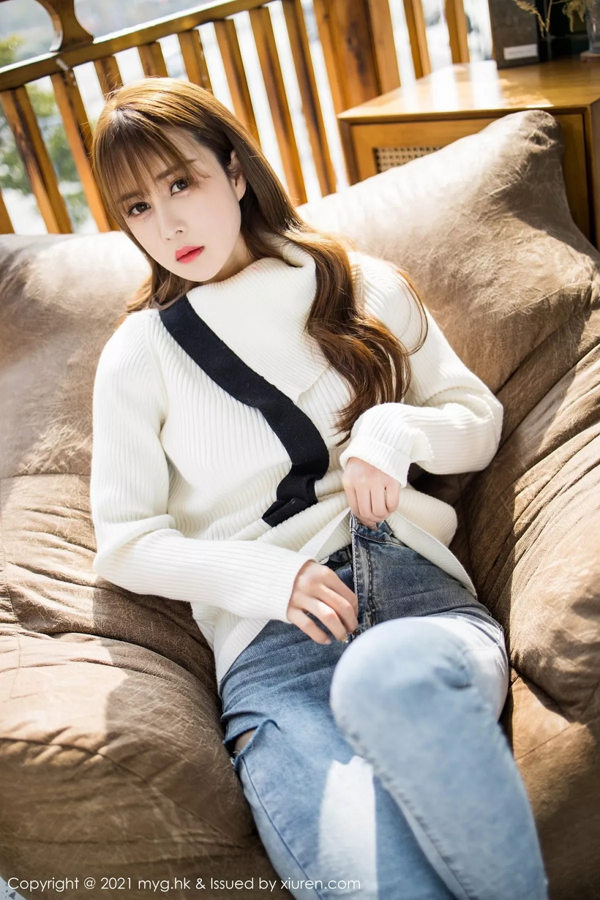 秀人集.com_[MyGirl美媛馆]Vol.487_嫩模小兜儿脱飒爽牛仔裤露无内黑丝裤袜秀翘臀极致魅惑写真78P