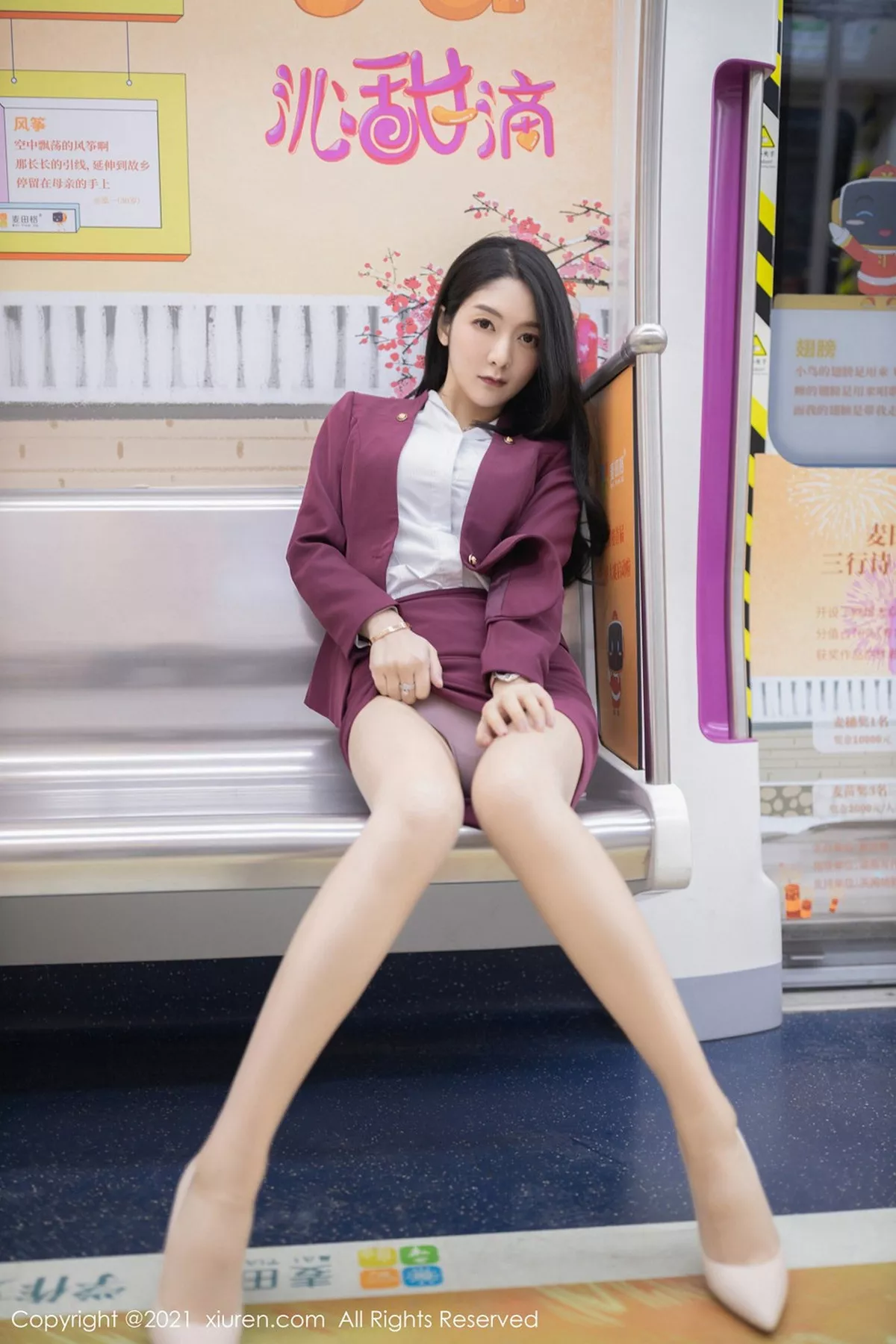 秀人集.com_[XiuRen秀人网]No.3092_女神Angela小热巴末班地铁场景主题开档肉丝露蕾丝内裤诱惑写真87P