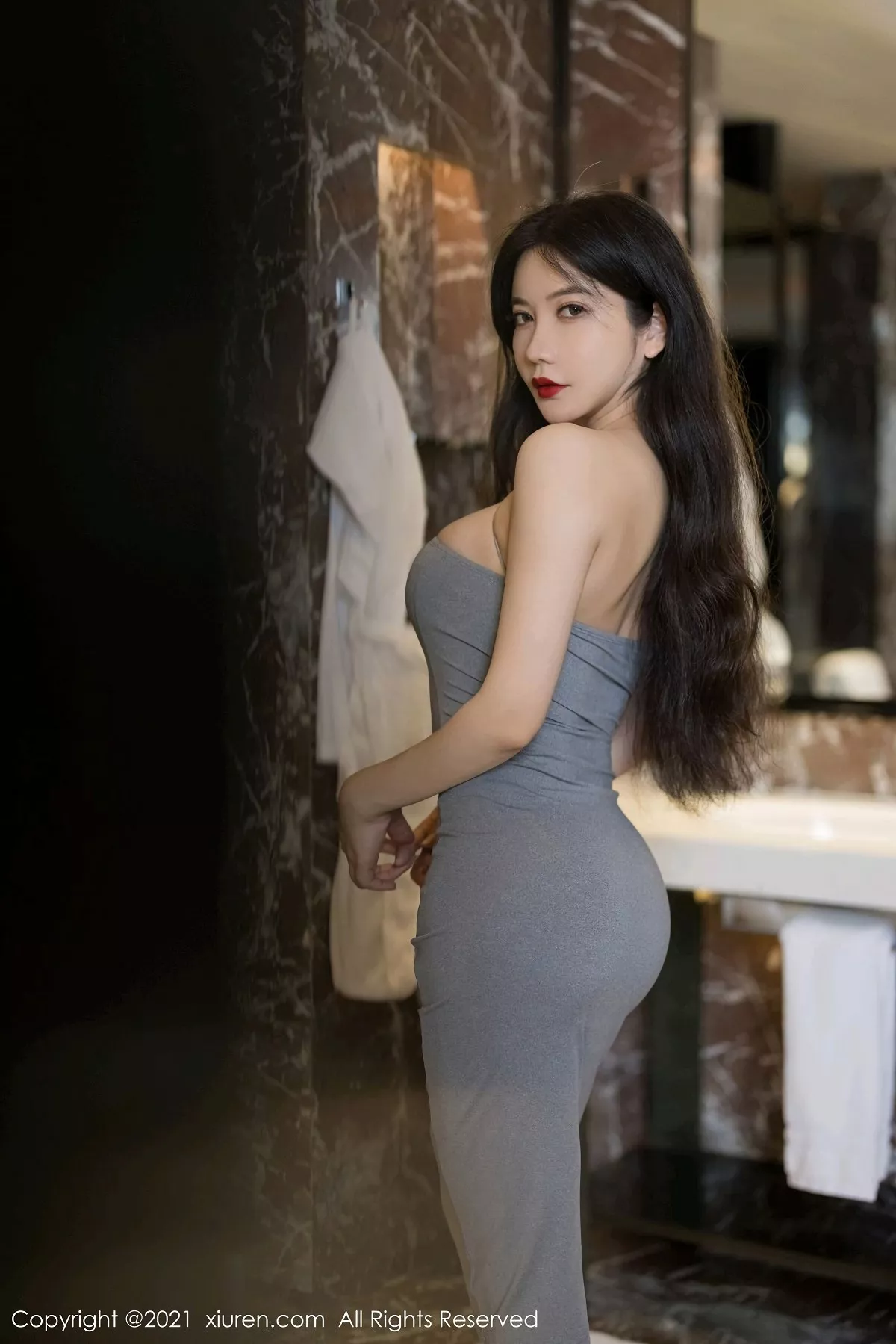 秀人集.com_[XiuRen秀人网]No.3154_女神心妍小公主长裙包裹婀娜体态蕾丝睡衣秀火辣身材诱惑写真39P