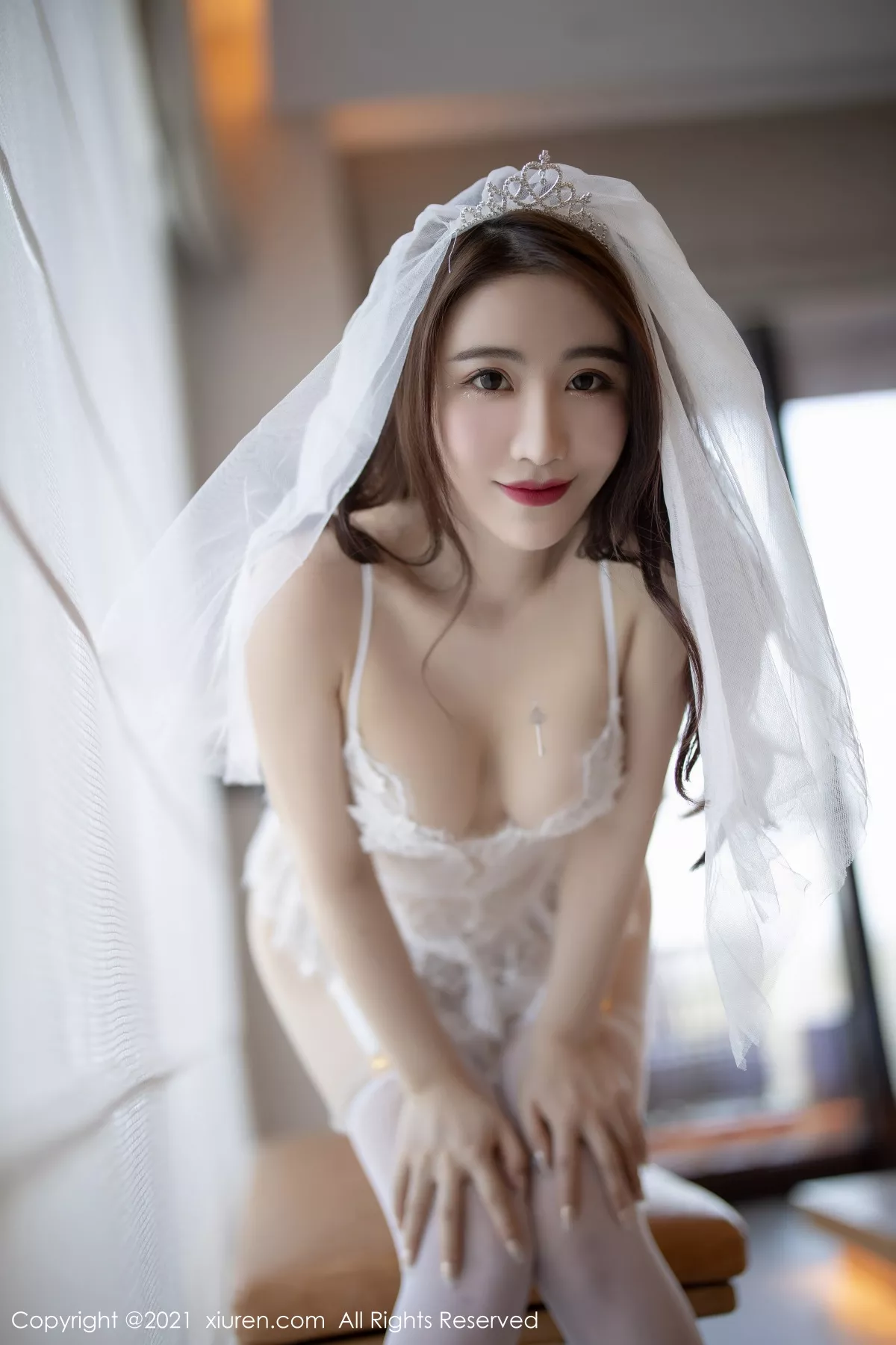 秀人集.com_[XiuRen秀人网]No.3166_女神绯月樱-Cherry三亚旅拍轻薄婚纱配吊带蕾丝袜极致诱惑写真76P