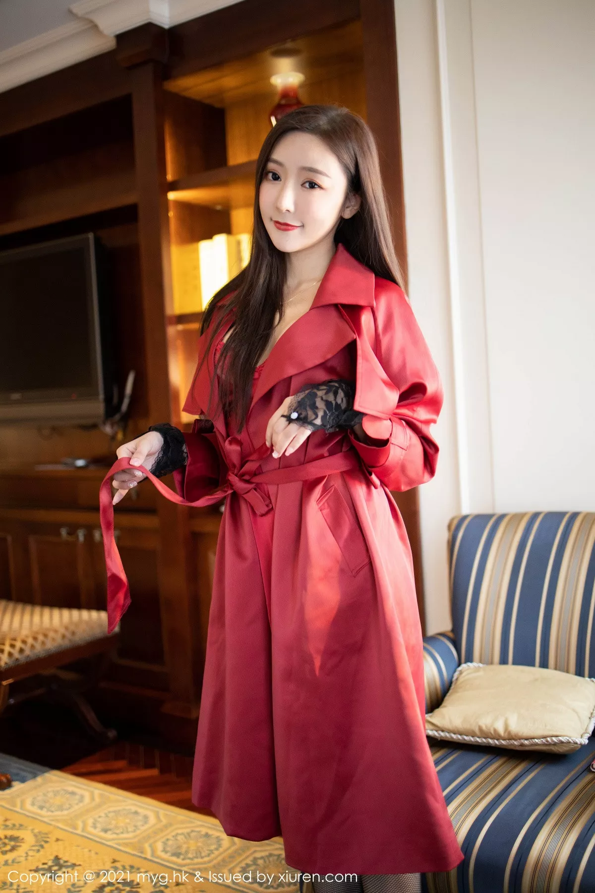 秀人集.com_[MyGirl美媛馆]Vol.496_女神王馨瑶yanni鲜红飒爽皮衣配黑丝网袜半脱露翘臀诱惑写真63P