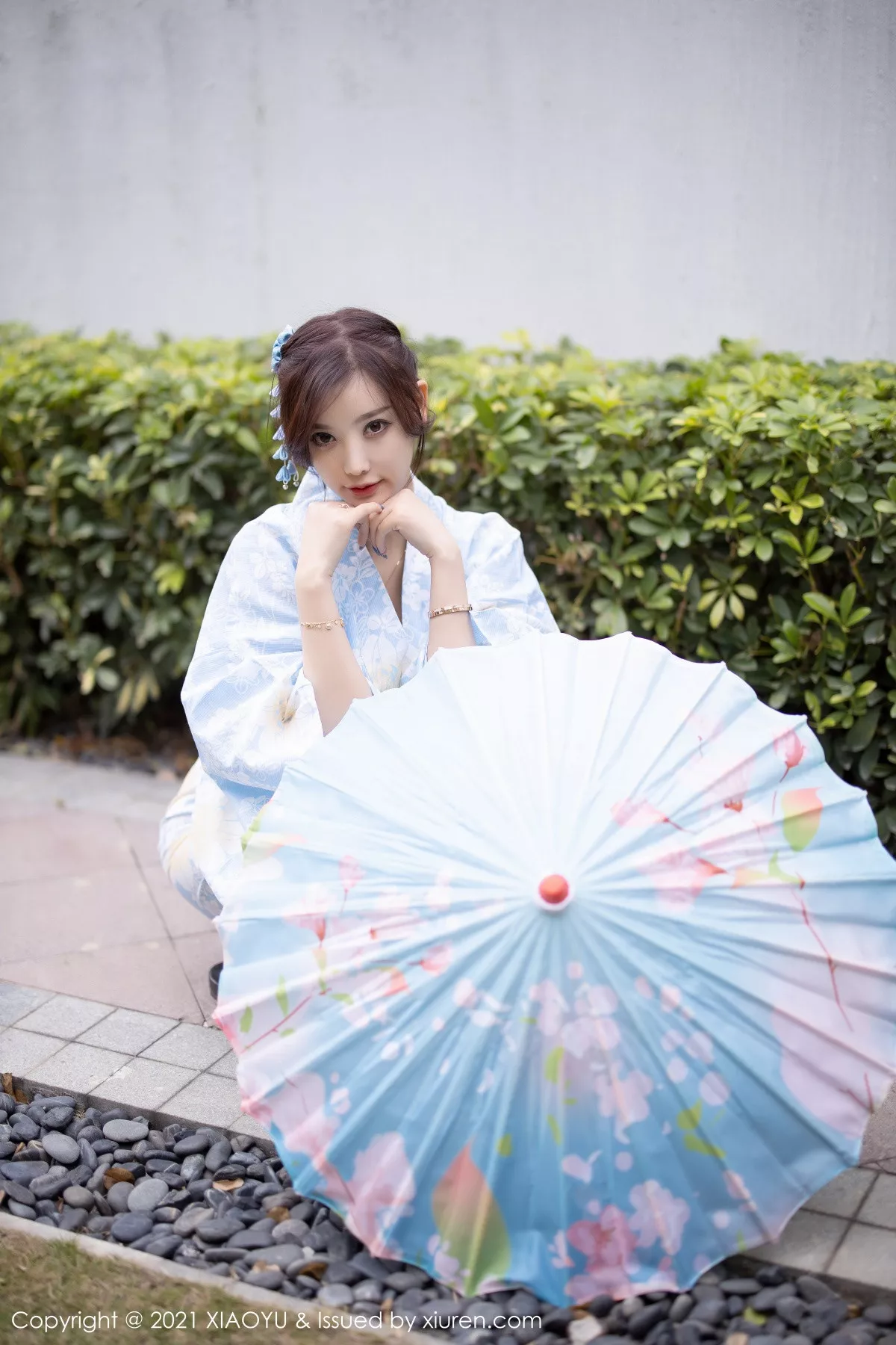 秀人集.com_[XiaoYu画语界]Vol.482_女神杨晨晨sugar厦门旅拍户外日式和服系列半脱撩人诱惑写真80P