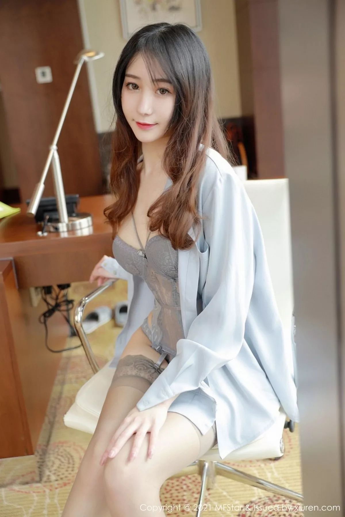 秀人集.com_[MFStar模范学院]Vol.457_嫩模水水er私房脱白衬衫露紧身内衣蕾丝吊袜极致魅惑写真51P
