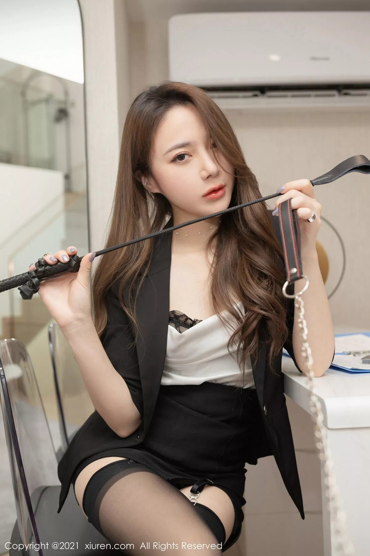 秀人集.com_[XiuRen秀人网]No.3099_嫩模鱼子酱Fish霸道女BOSS主题黑色情趣内衣配黑丝吊袜诱惑写真72P