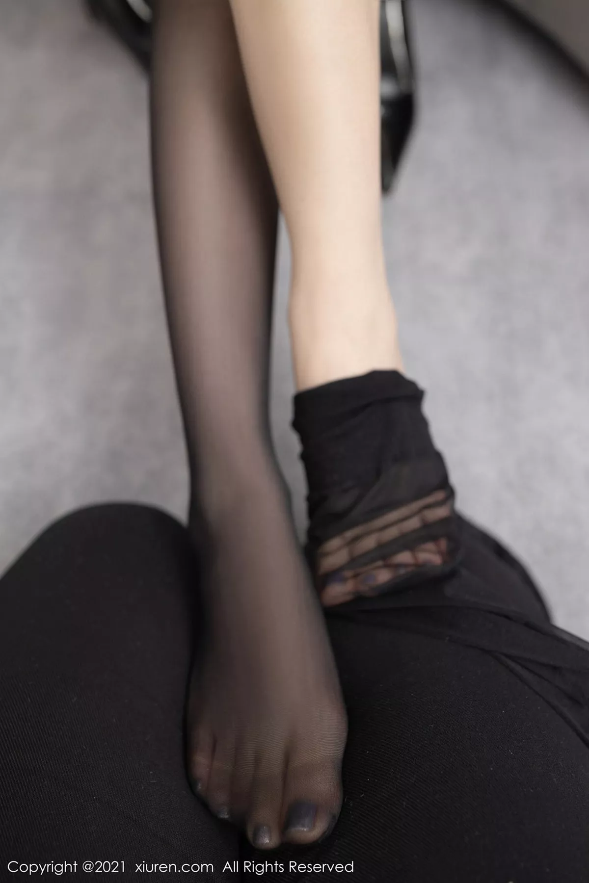 秀人集.com_[XiuRen秀人网]No.3099_嫩模鱼子酱Fish霸道女BOSS主题黑色情趣内衣配黑丝吊袜诱惑写真72P