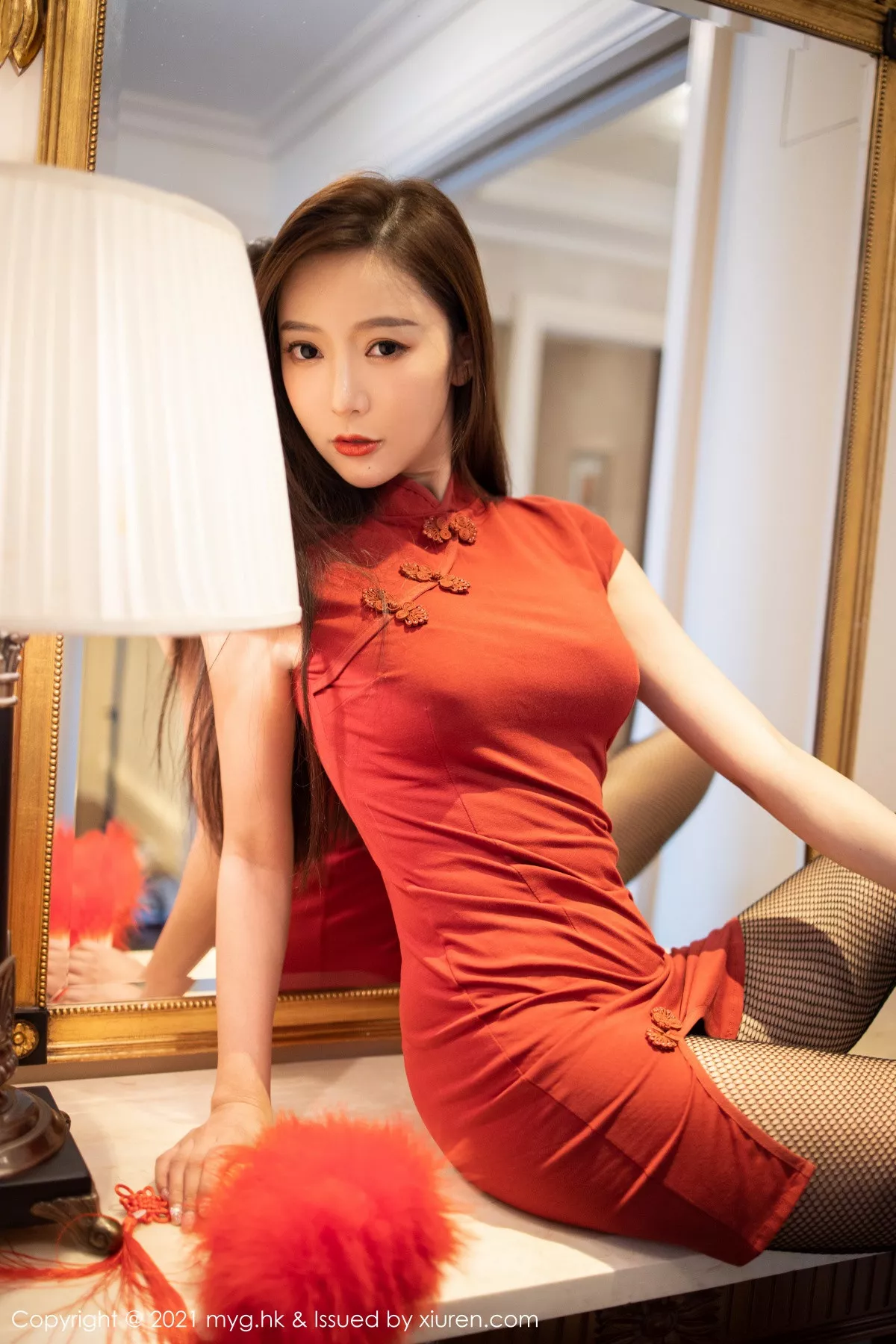 秀人集.com_[MyGirl美媛馆]Vol.498_女神王馨瑶yanni私房古韵旗袍配黑丝渔网秀翘臀诱惑写真56P