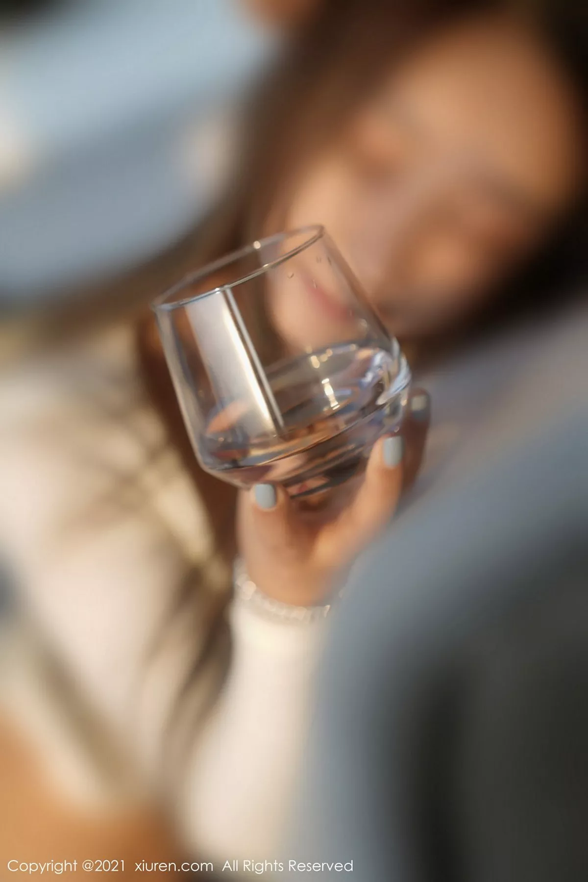 秀人集.com_[XiuRen秀人网]No.3106_嫩模蘇～蘇私房白色薄透上衣秀完美身材豪乳半球撩人诱惑写真50P