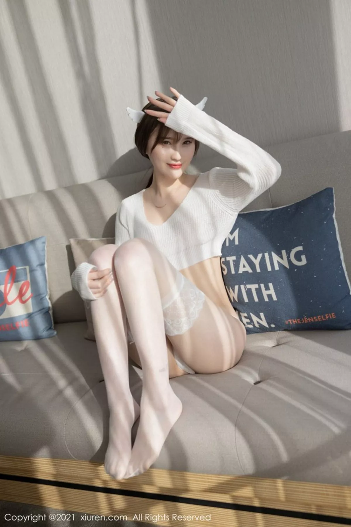 秀人集.com_[XiuRen秀人网]No.3112_嫩模林芮希私房半截白色毛衣配丁字裤秀火辣身材极致诱惑写真41P