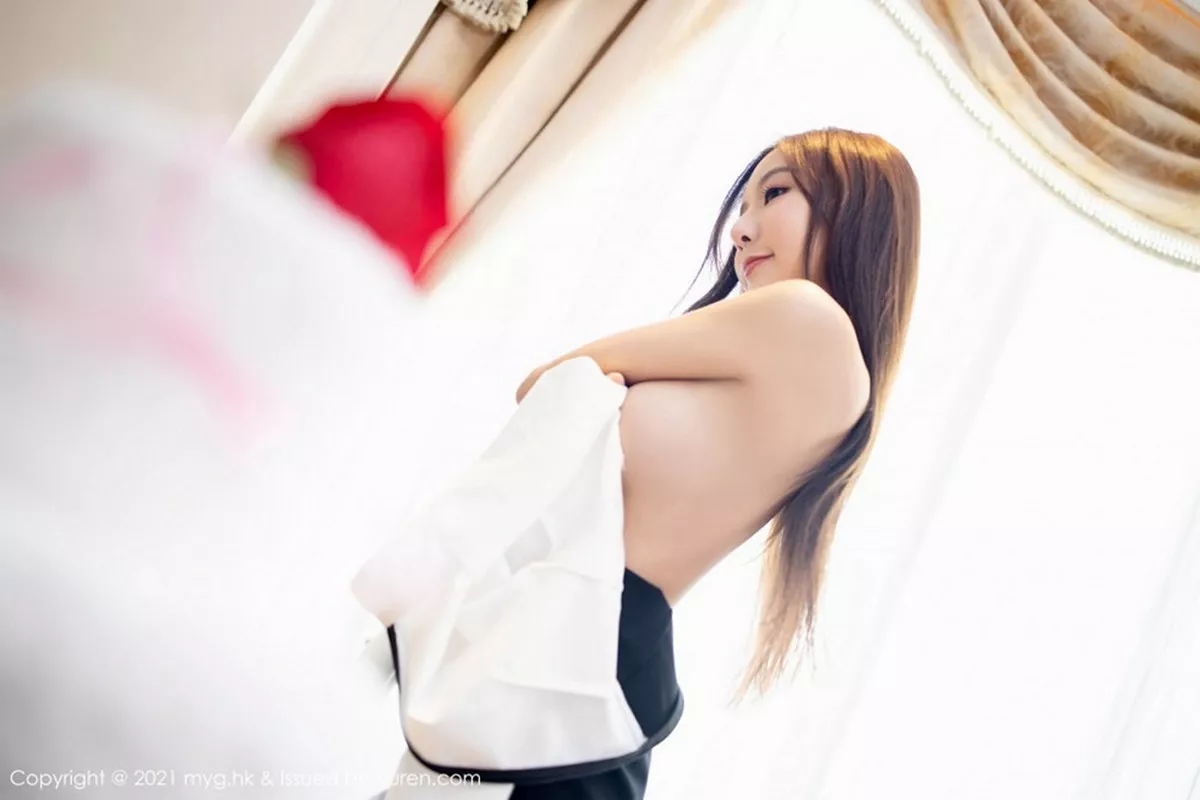 秀人集.com_[MyGirl美媛馆]Vol.492_女神王馨瑶yanni上司过生日主题黑裙下黑丝裤袜秀美腿诱惑写真88P