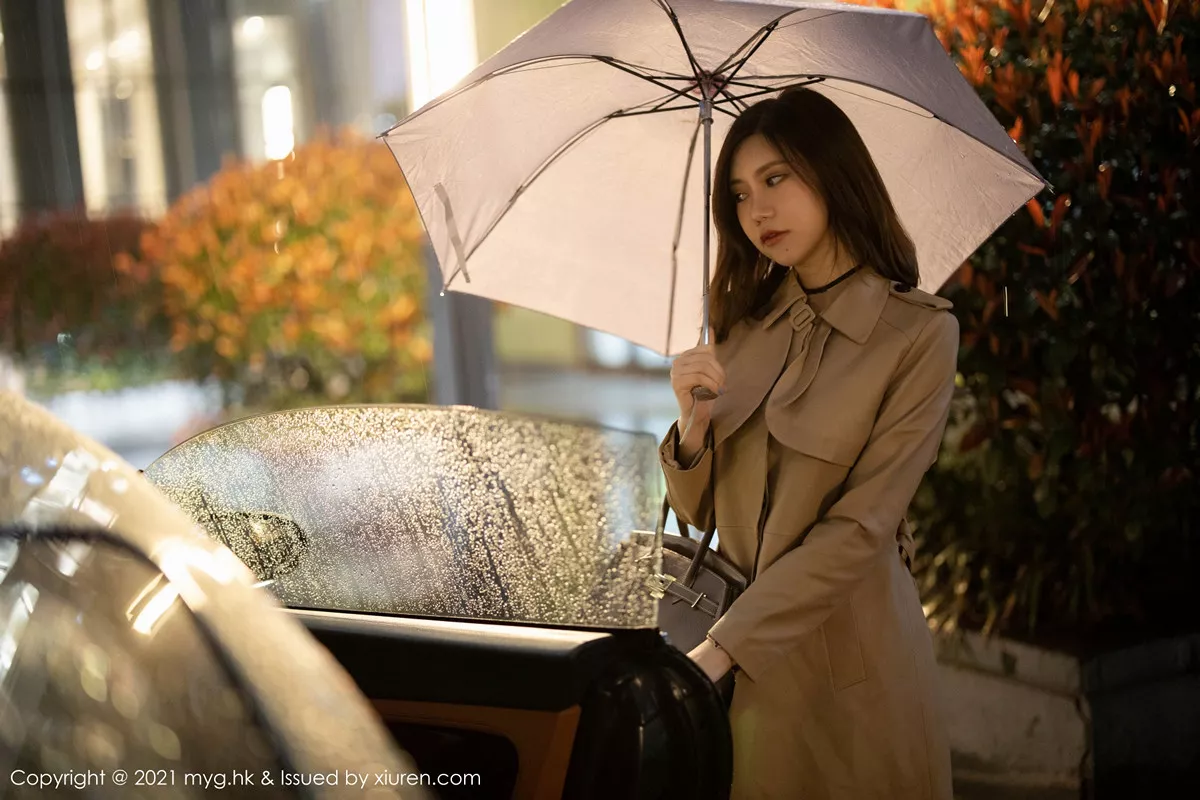 秀人集.com_[MyGirl美媛馆]Vol.500_女神绮里嘉Carina雨夜打车主题黑色内衣配黑丝吊袜诱惑写真68P