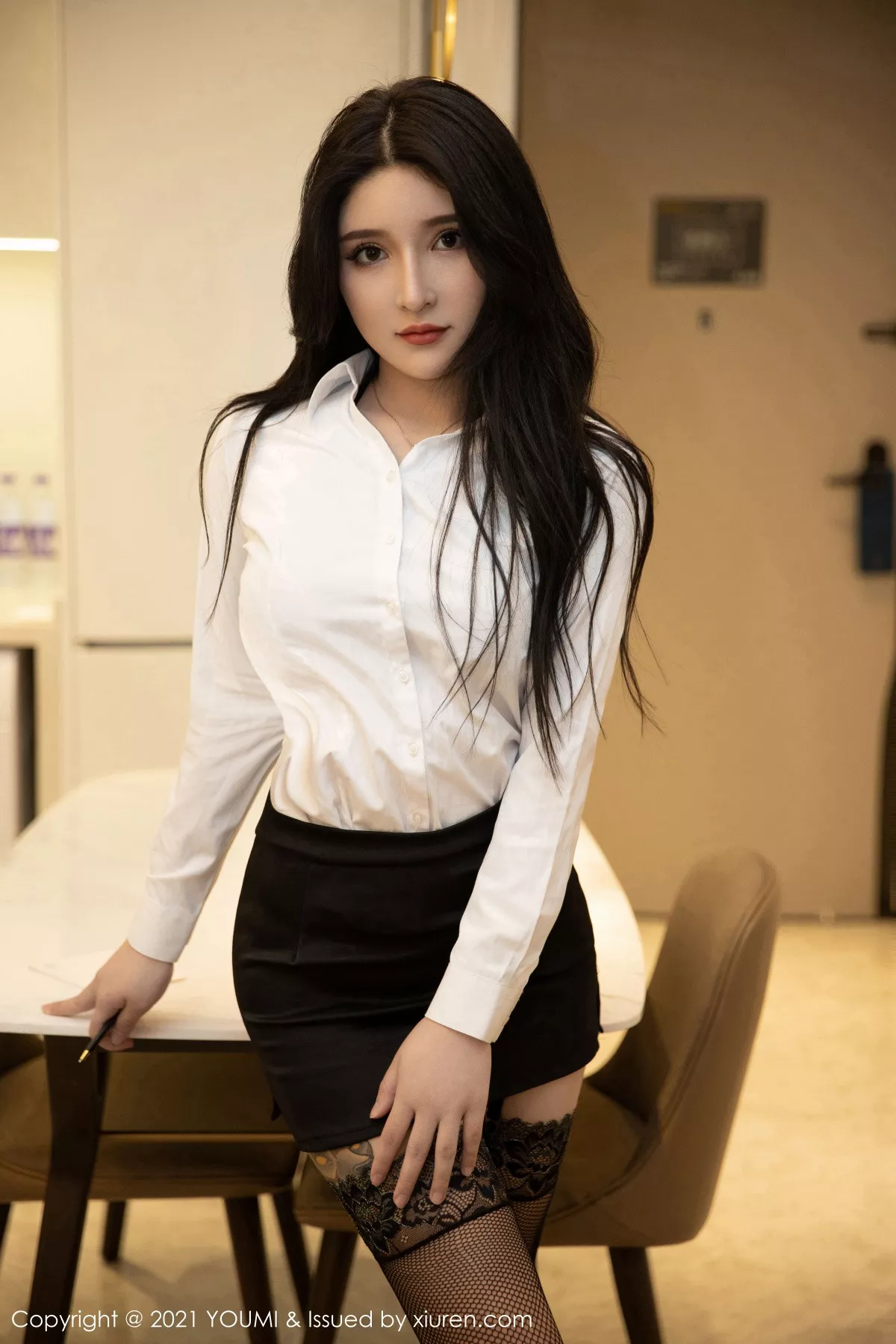 秀人集.com_[YouMi尤蜜荟]Vol.618_嫩模姝姝不是妹妹私房半脱露黑色内衣蕾丝吊袜完美诱惑写真40P