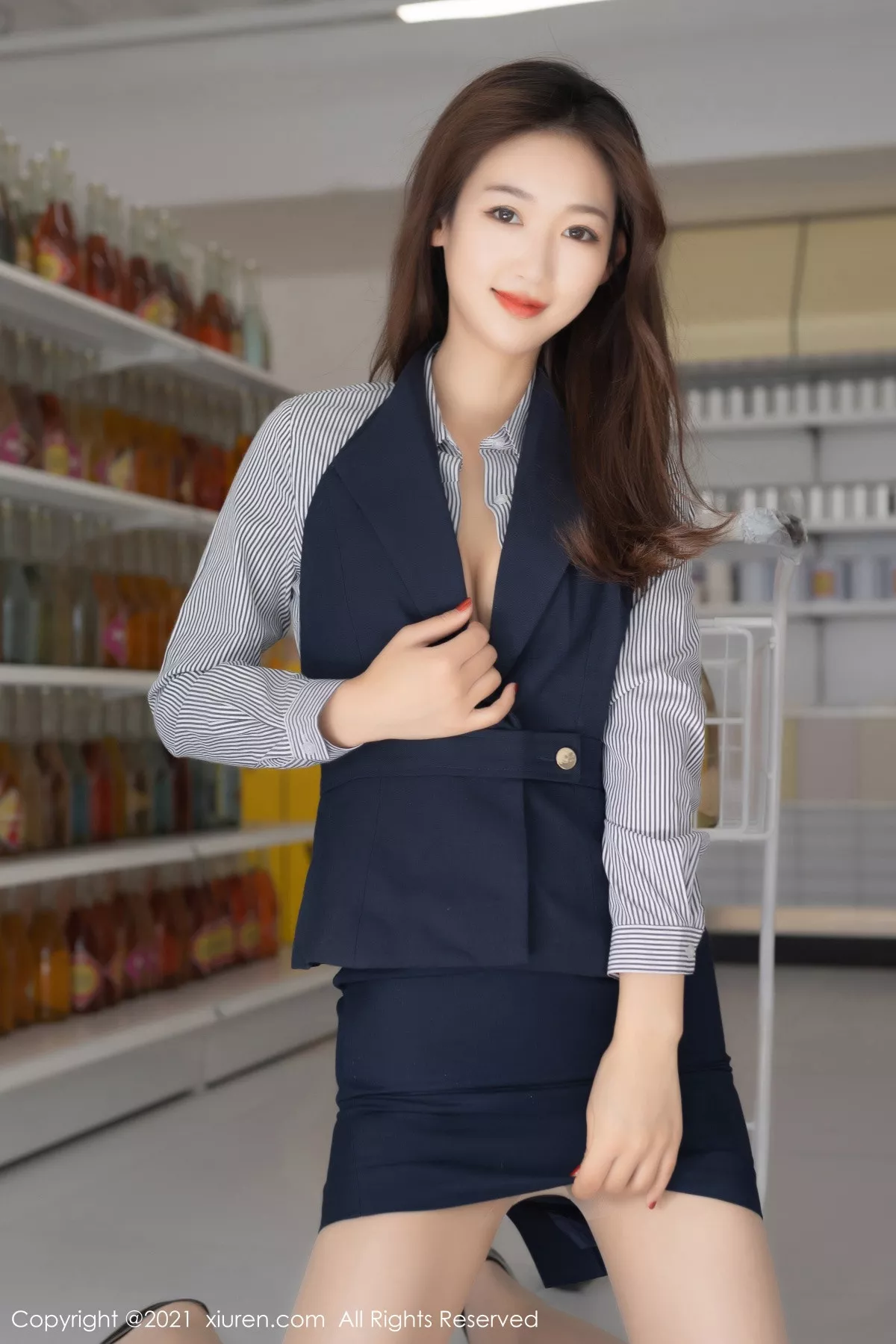 秀人集.com_[XiuRen秀人网]No.3241_嫩模唐安琪推销员主题商店半脱露性感红色内衣肉丝裤袜诱惑写真83P