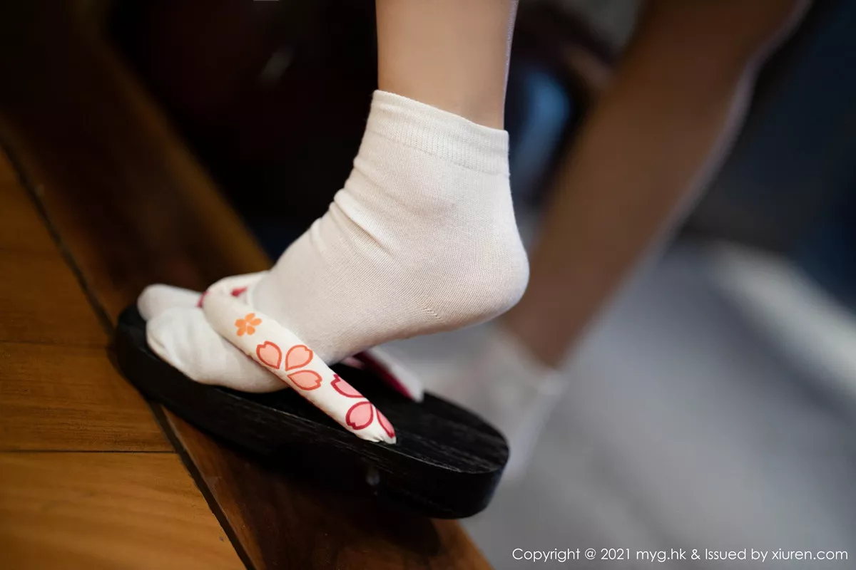 秀人集.com_[MyGirl美媛馆]Vol.501_女神绮里嘉Carina约会男友剧情主题黑色情趣内衣惹火诱惑写真73P