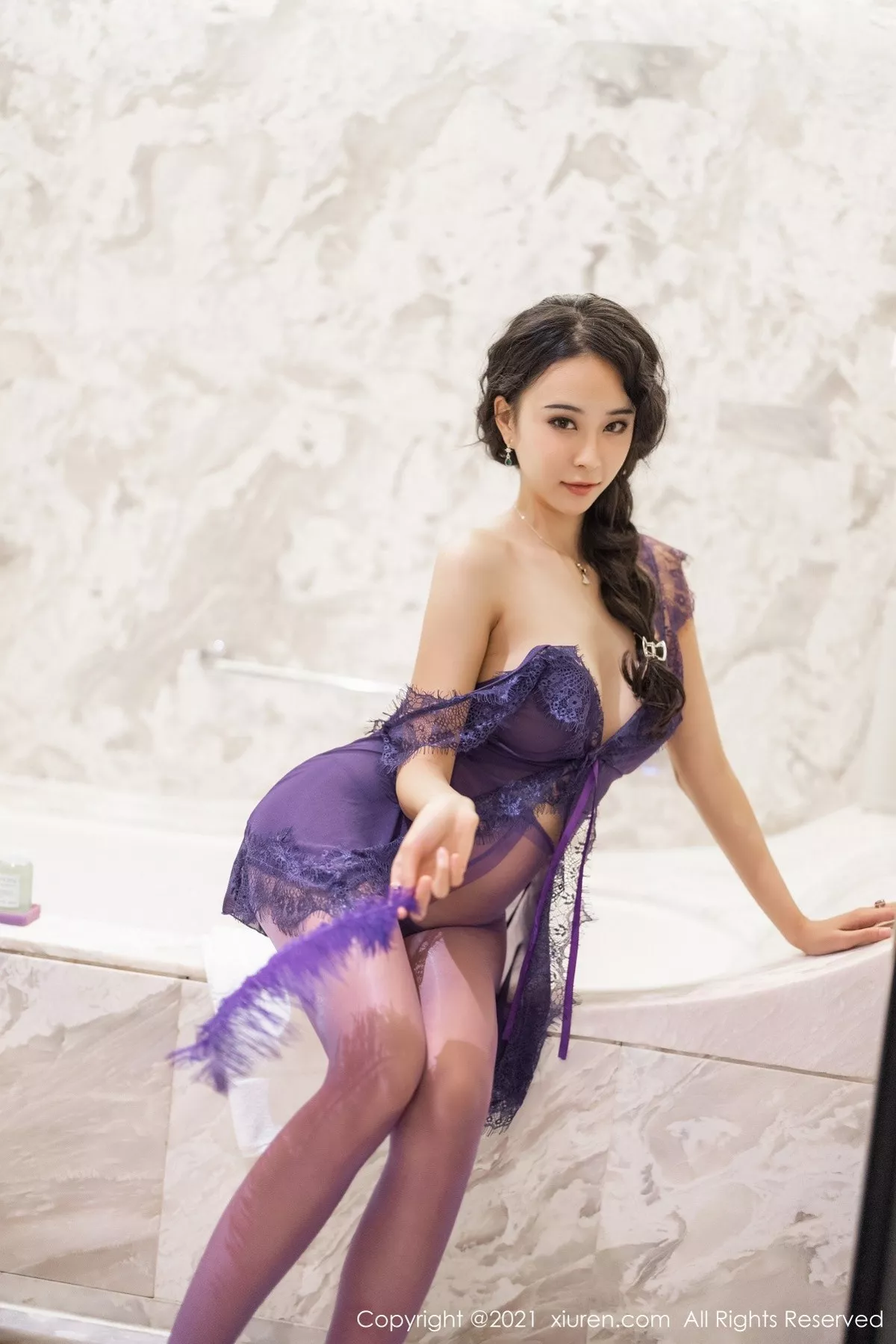 秀人集.com_[XiuRen秀人网]No.3555_嫩模蓝夏Akasha私房紫色情趣内衣露豪乳血滴子遮点诱惑写真55P