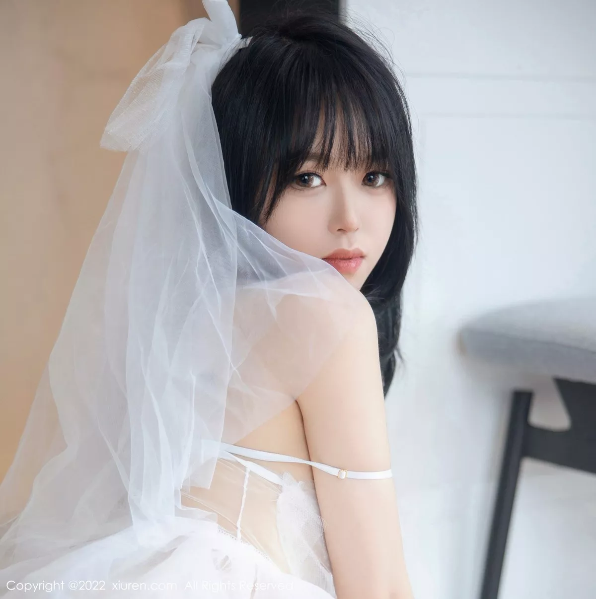 秀人集.com_[XiuRen秀人网]No.5212_模特奶瓶私房性感白色婚纱服饰配白色丝袜秀翘臀美腿诱惑写真89P