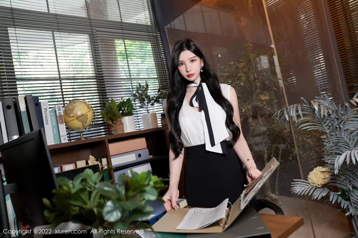 秀人集.com_[XiuRen秀人网]No.5217_女神周于希Sally心愿旅拍私房超薄闪亮黑丝秀翘臀美腿诱惑写真76P