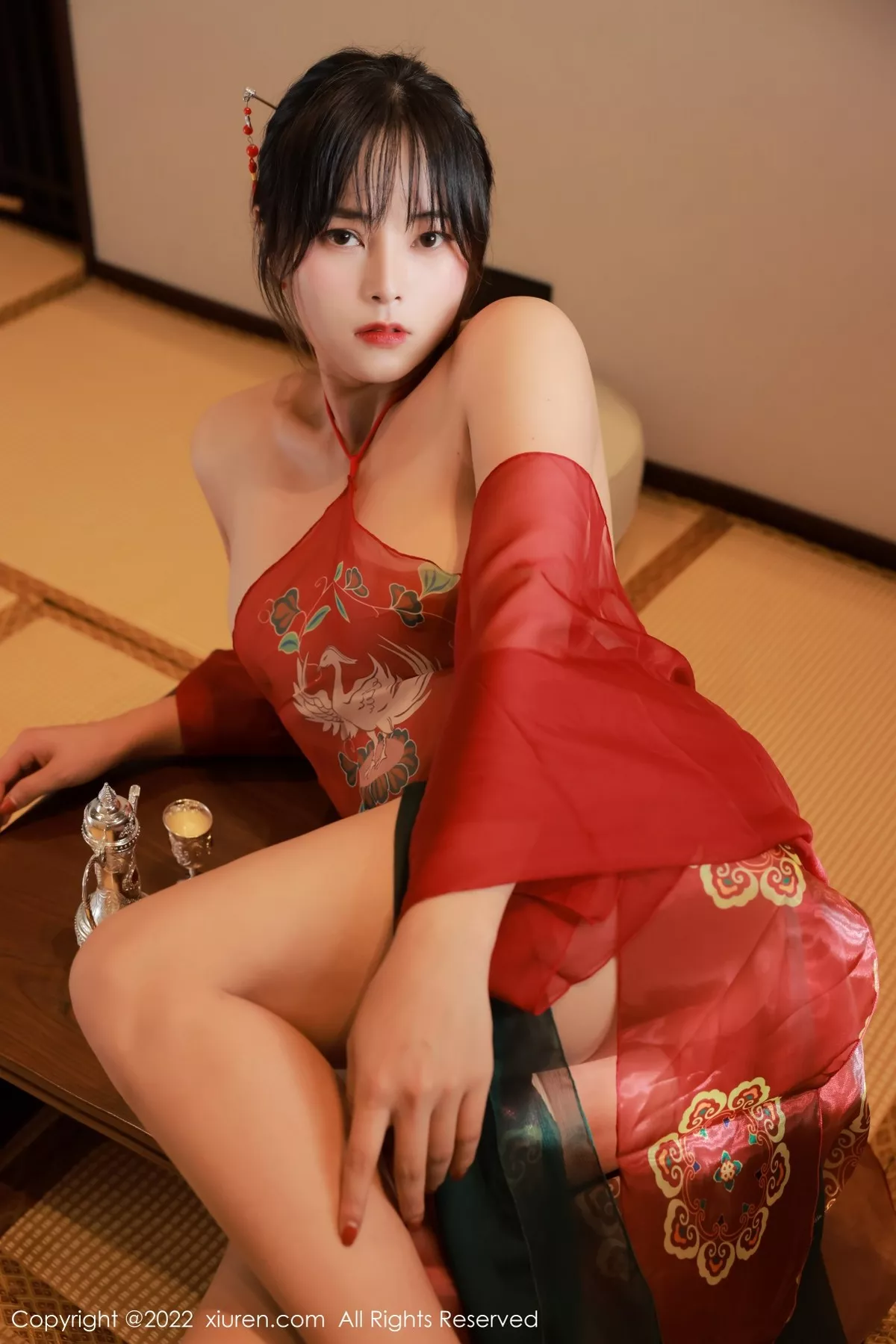 秀人集.com_[XiuRen秀人网]No.5222_模特奈沐子澳门旅拍室内场景红色轻透古装肚兜配丁字裤诱惑写真47P