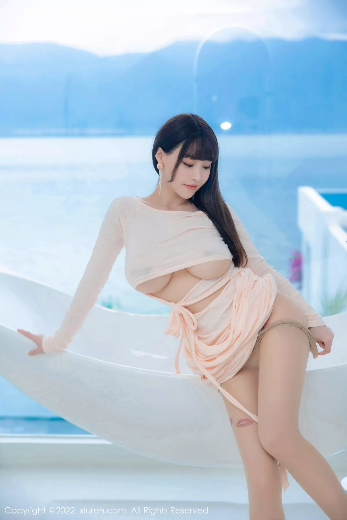 秀人集.com_[XiuRen秀人网]No.5248_女神朱可儿Flora大理旅拍浅色镂空连衣裙配超薄肉丝撩人诱惑写真90P