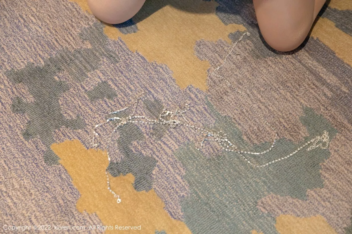 秀人集.com_[XiuRen秀人网]No.5292_模特小海臀Rena万宁旅拍户外性感黄色连衣短裙秀翘臀诱惑写真66P