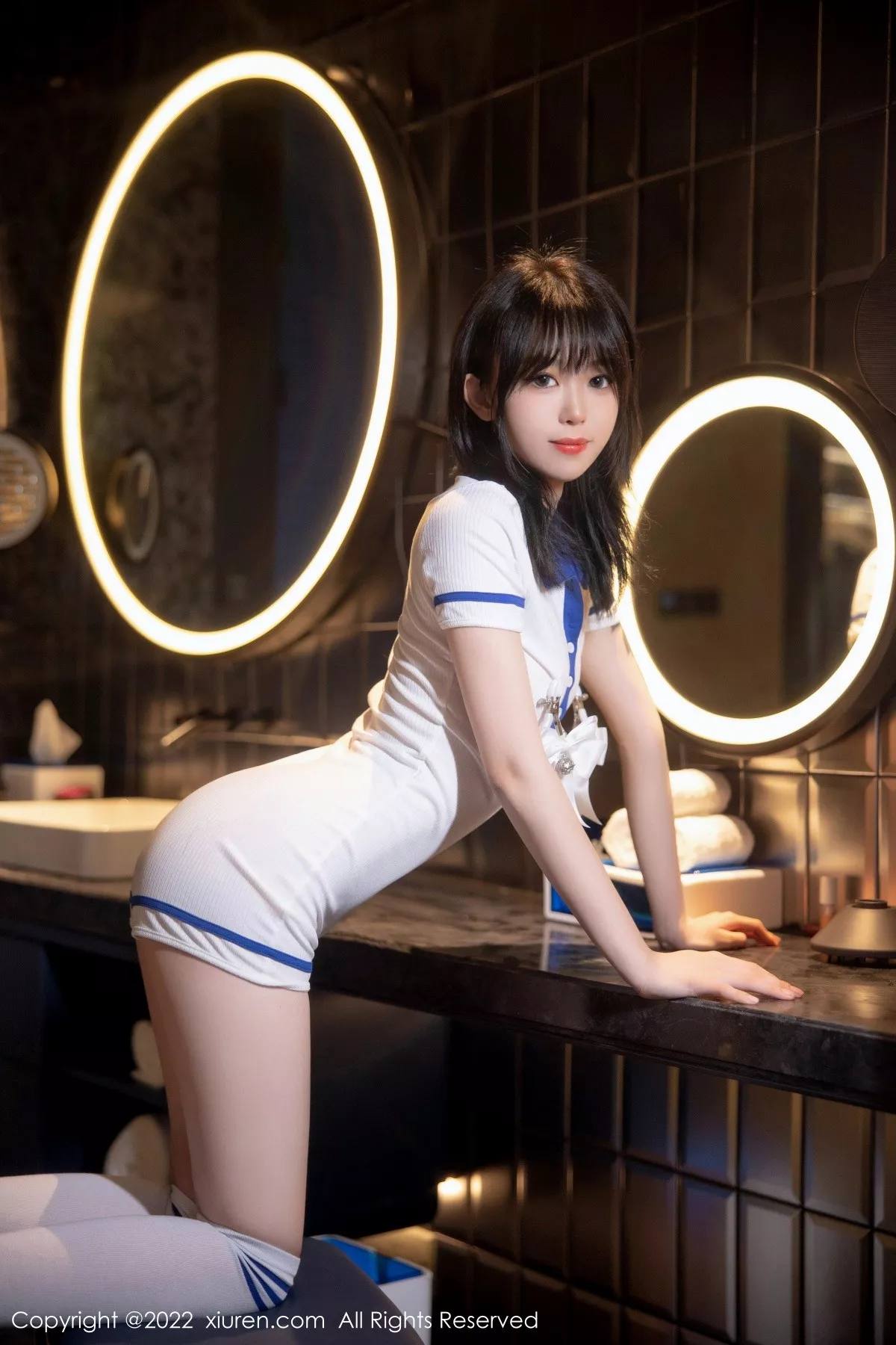 秀人集.com_[XiuRen秀人网]No.5291_模特奶瓶性感白色水手服饰配白色长袜秀苗条身材迷人美腿写真88P