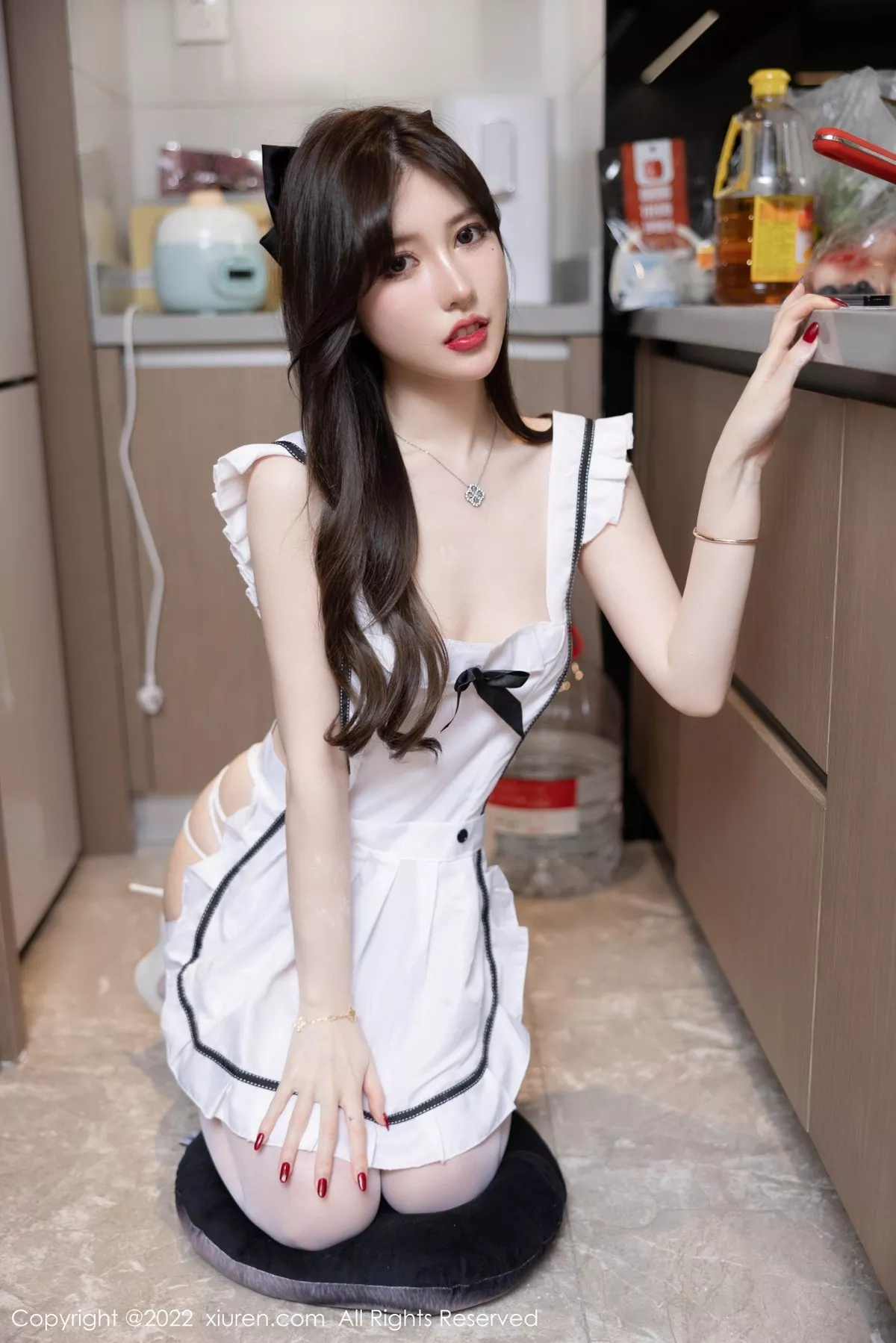 秀人集.com_[XiuRen秀人网]No.5306_模特美桃酱海南心愿旅拍粉色收身衣+私房白色女仆性感迷人写真73P