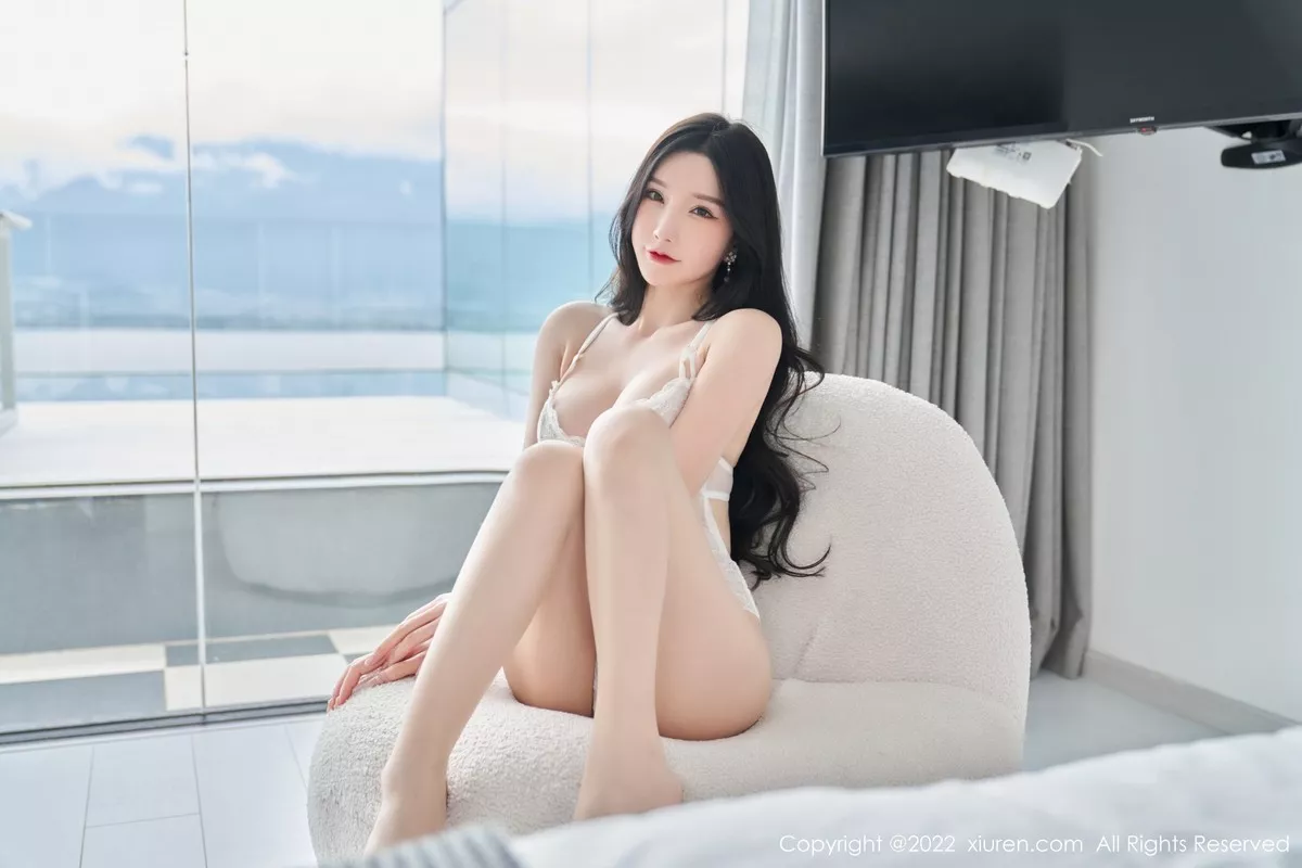 秀人集.com_[XiuRen秀人网]No.5207_女神周于希Sally心愿旅拍脱连衣长裙露性感白色网纱内衣诱惑写真79P