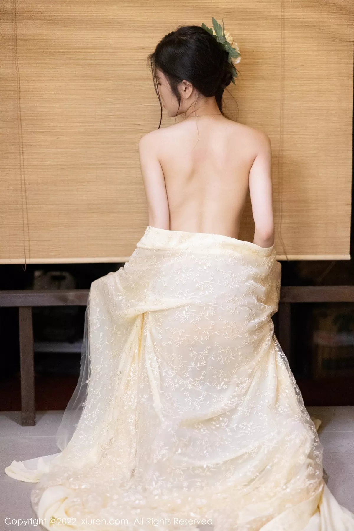 秀人集.com_[XiuRen秀人网]No.5387_模特媛媛酱belle淡黄轻透古装服配超薄肉丝秀惹火身材诱惑写真60P