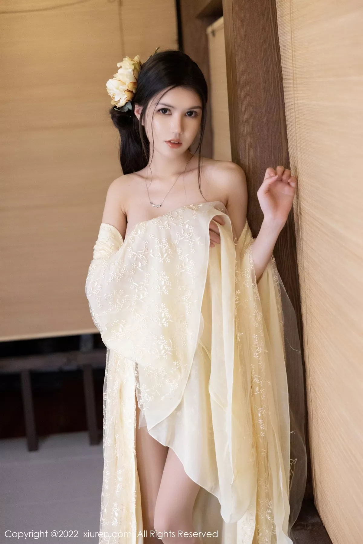 秀人集.com_[XiuRen秀人网]No.5387_模特媛媛酱belle淡黄轻透古装服配超薄肉丝秀惹火身材诱惑写真60P
