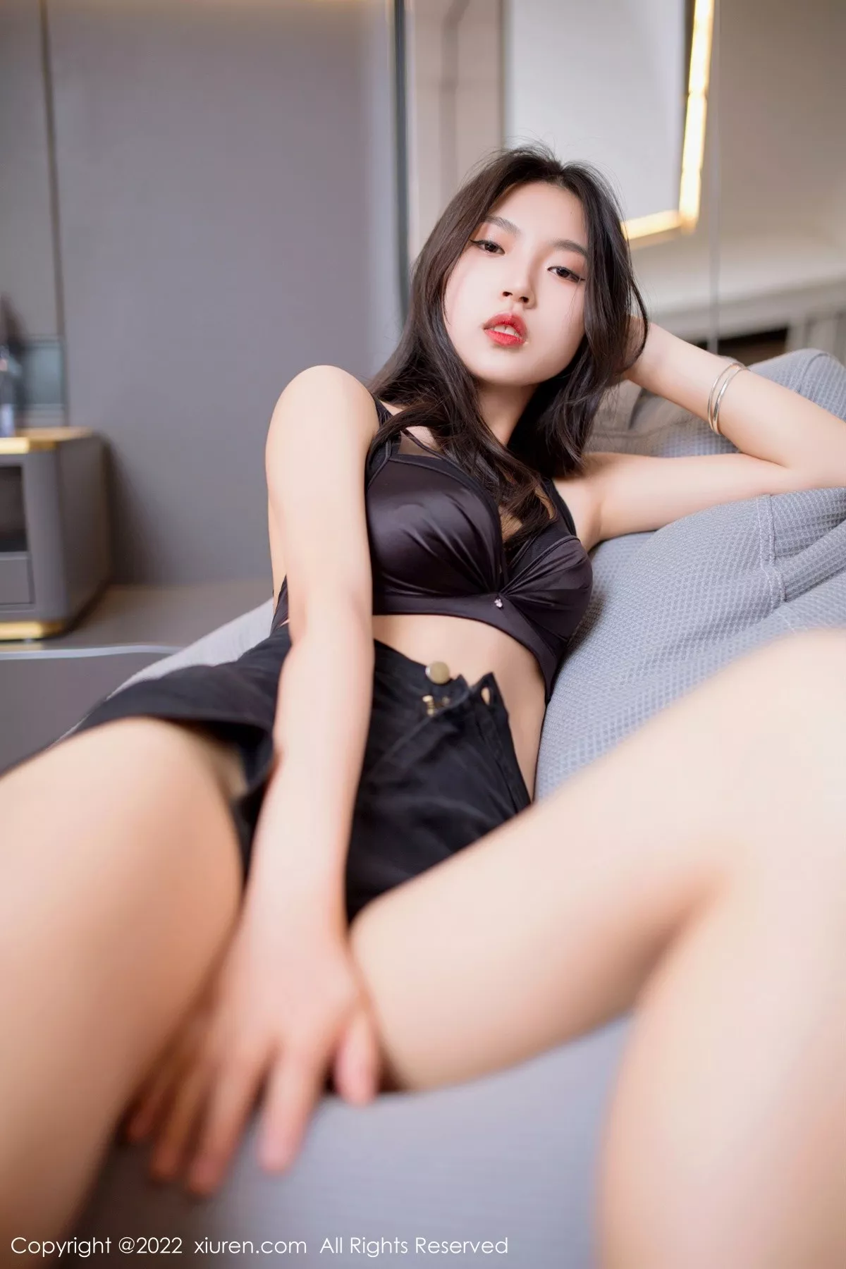 秀人集.com_[XiuRen秀人网]No.5399_新人模特十九九私房多套性感服饰秀曼妙苗条身材迷人诱惑写真117P