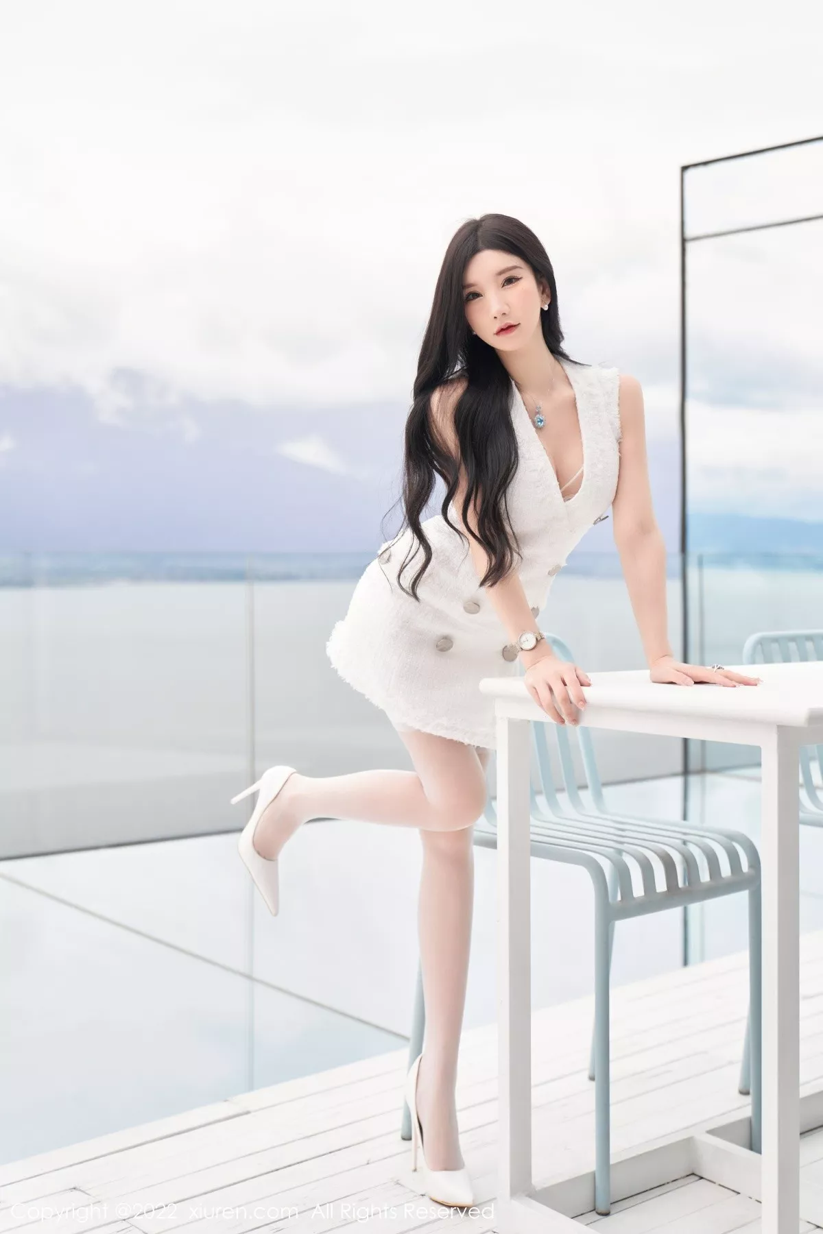 秀人集.com_[XiuRen秀人网]No.5418_女神周于希Sally心愿旅拍脱白色外衣露白色蕾丝内衣诱惑写真73P