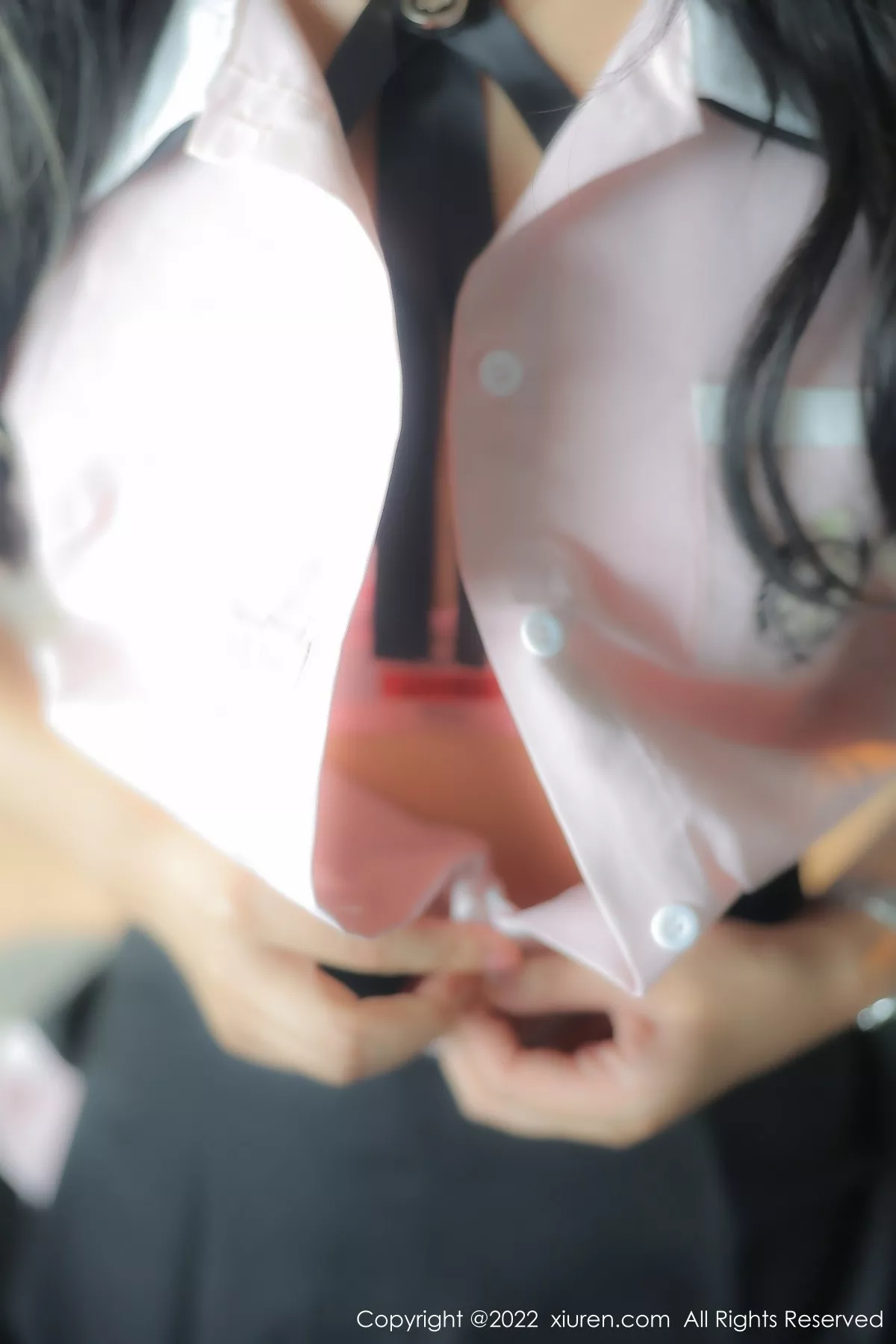 秀人集.com_[XiuRen秀人网]No.5443_女神小果冻儿大理旅拍性感白T配黑短裙露粉色内衣迷人诱惑写真99P