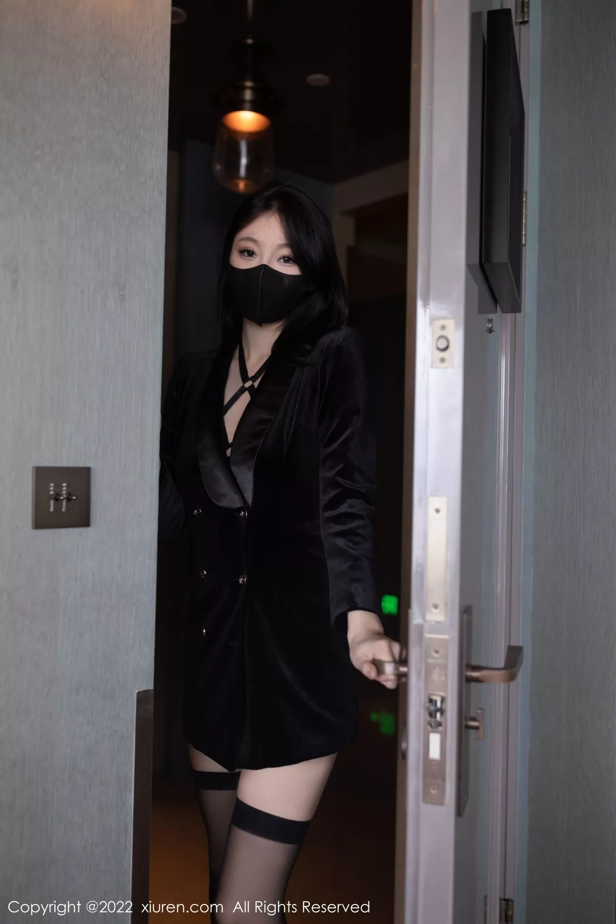 秀人集.com_[XiuRen秀人网]No.5442_模特安然anran广州-云南旅拍黑色情趣内衣配超薄黑丝诱惑写真83P