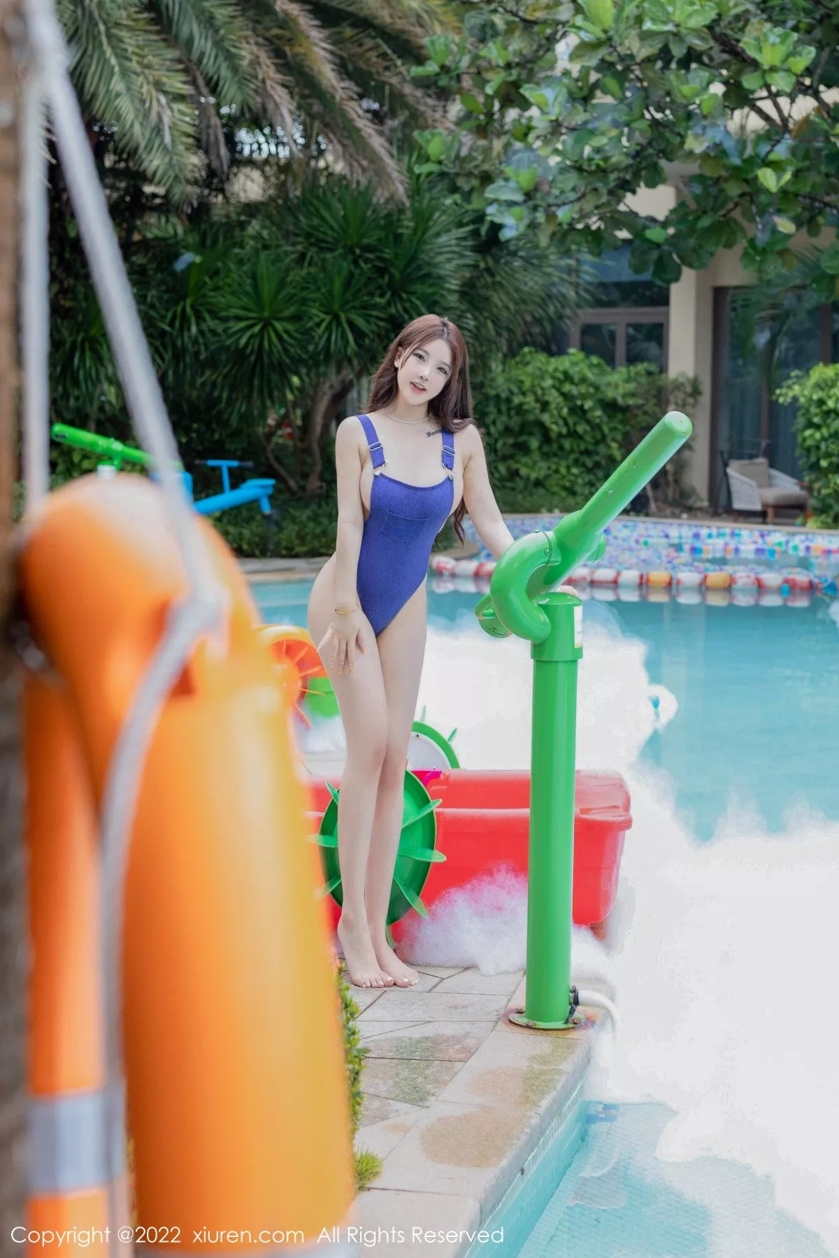 秀人集.com_[XiuRen秀人网]No.5444_模特小海臀Rena万宁旅拍性感蓝色吊带泳衣秀浑圆翘臀诱惑写真62P