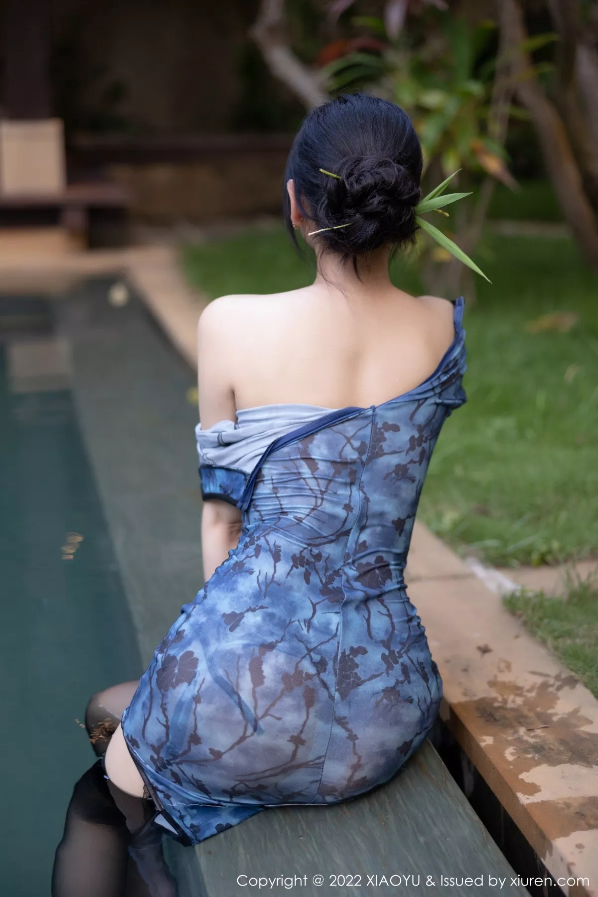 秀人集.com_[XiaoYu画语界]Vol.826_女神杨晨晨Yome心愿旅拍性感旗袍配超薄黑丝秀美腿诱惑写真63P