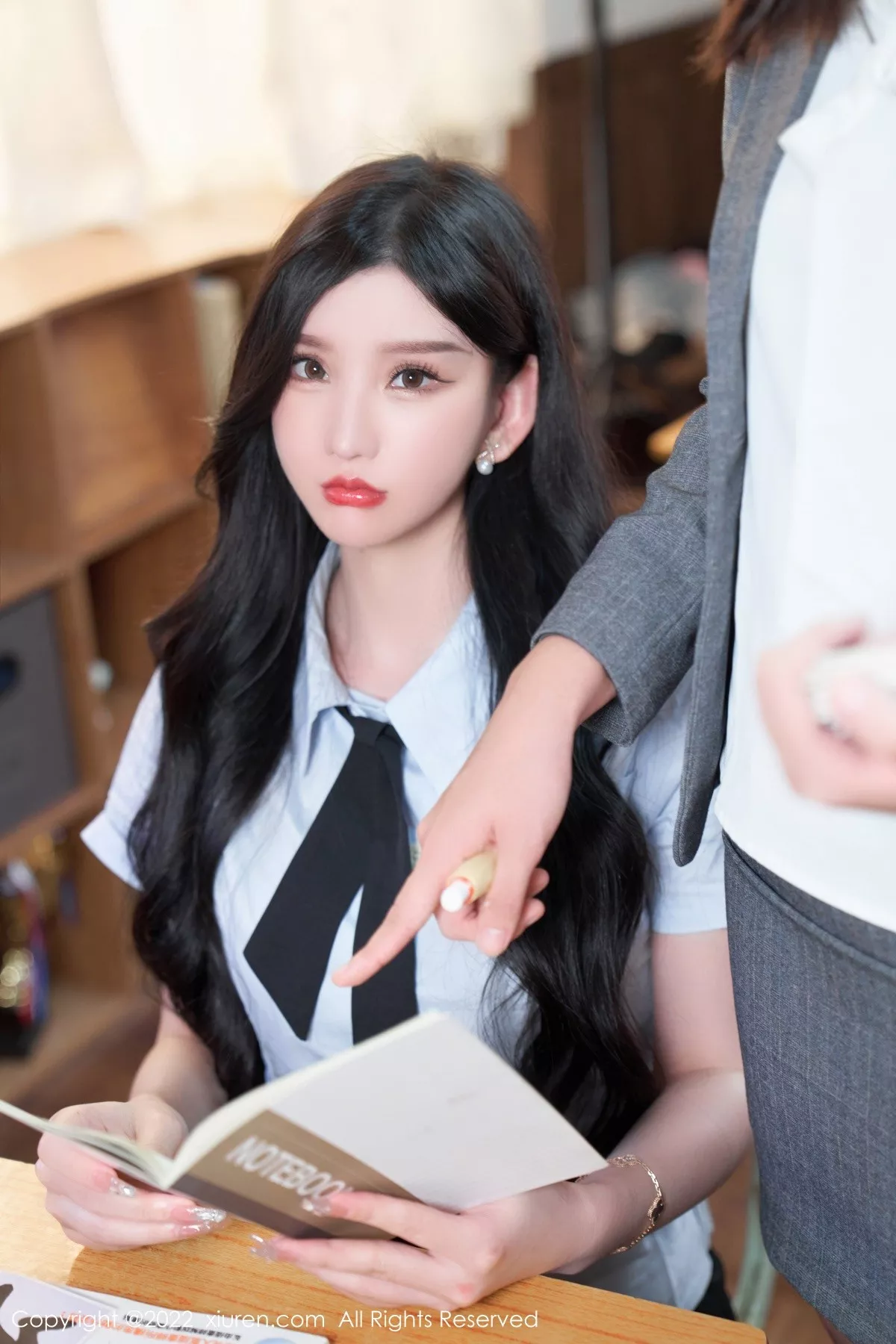 秀人集.com_[XiuRen秀人网]No.5452_女神周于希Sally学妹装扮半脱露黑色蕾丝边内衣撩人诱惑写真76P