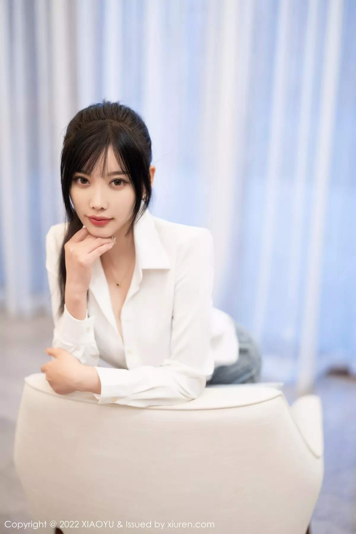 秀人集.com_[XiaoYu画语界]Vol.846_女神杨晨晨Yome性感白T配牛仔裤露红色内衣超薄肉丝诱惑写真85P