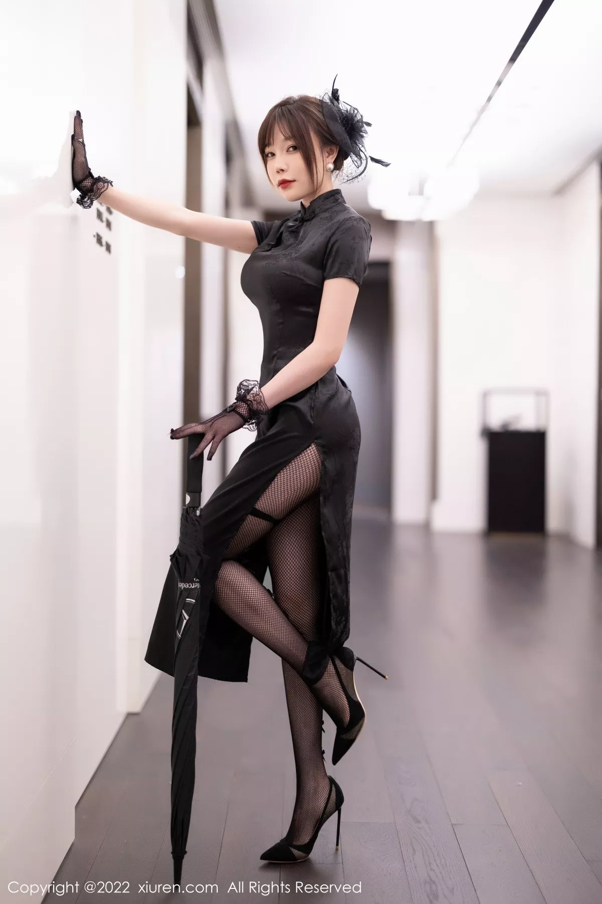 秀人集.com_[XiuRen秀人网]No.5532_女神徐莉芝Booty私房脱性感黑色旗袍露轻透蕾丝内衣诱惑写真79P